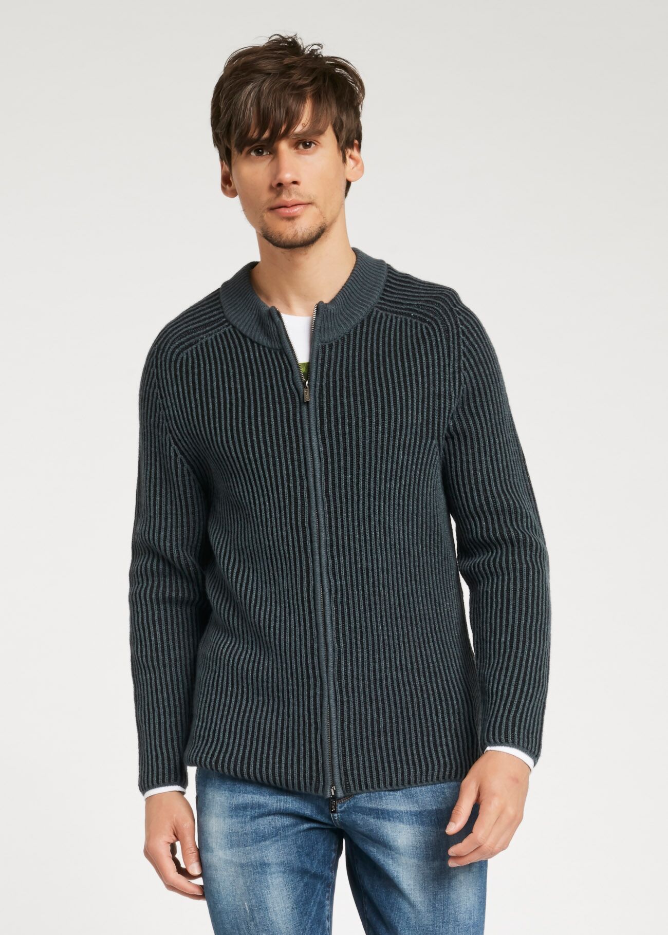 Cardigan with zip