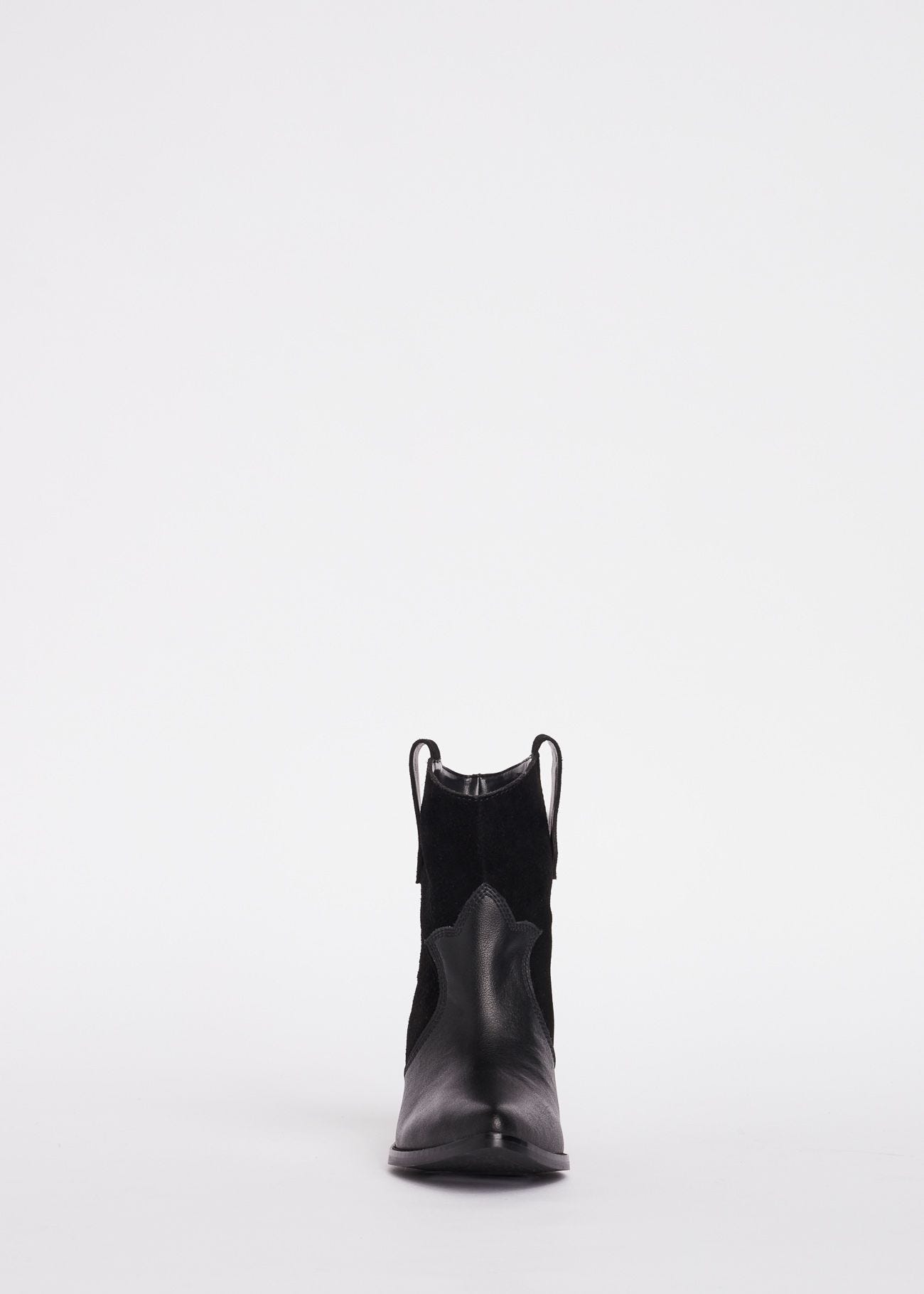 Low boots with leather heel