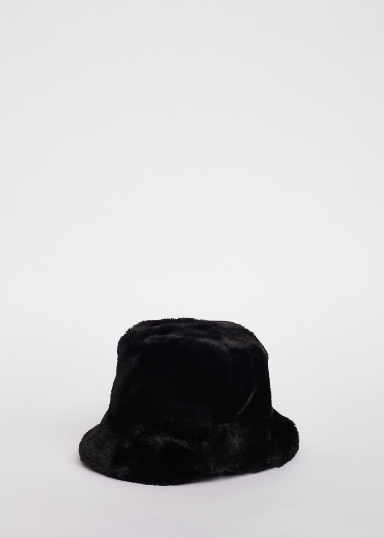Chapeau effet fourrure