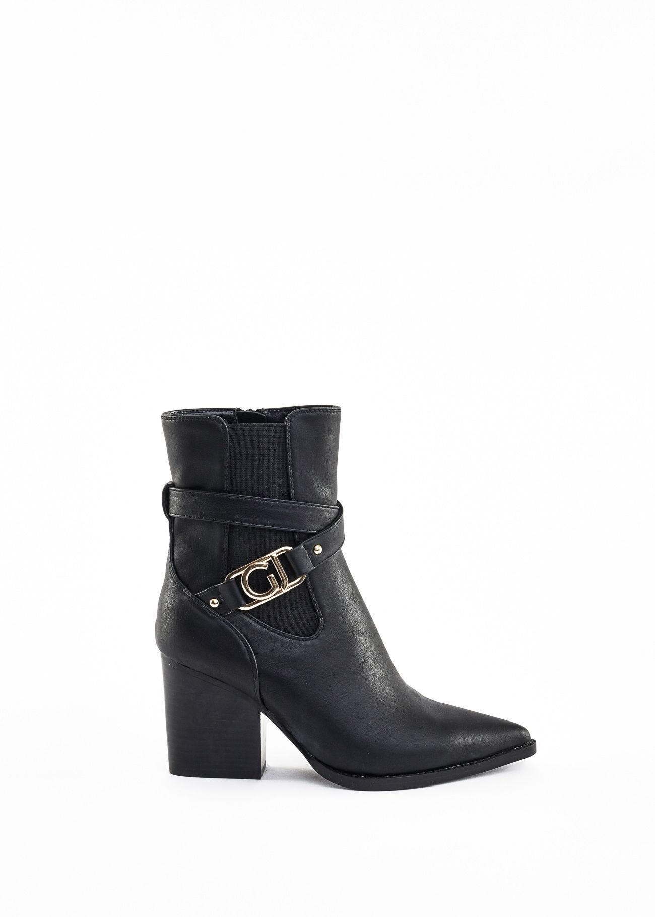Ankle boots in faux leather
