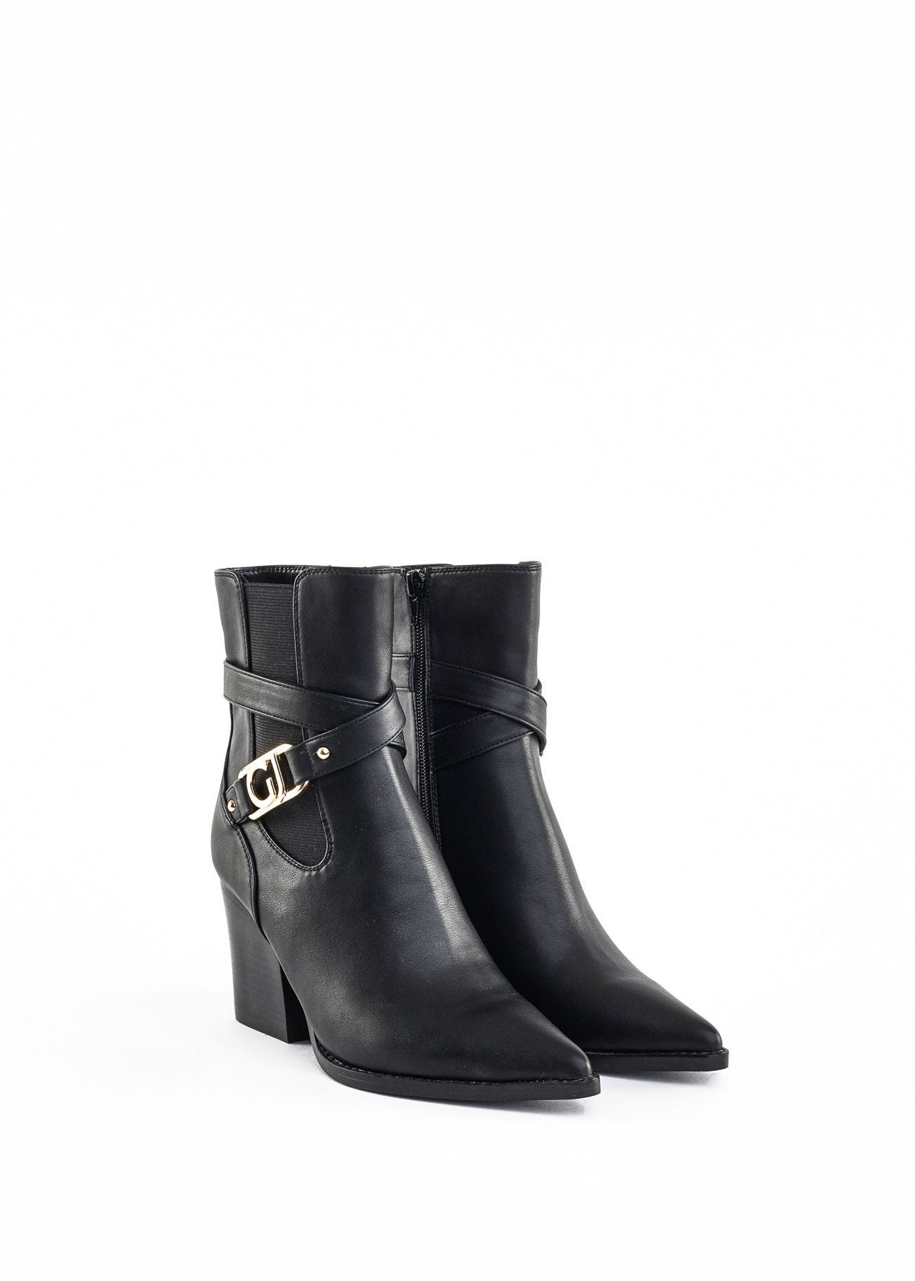 Ankle boots in faux leather