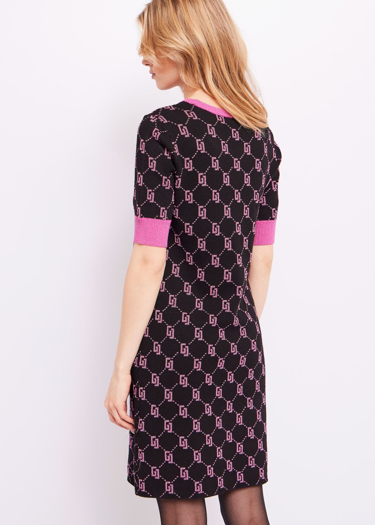 Short jacquard dress