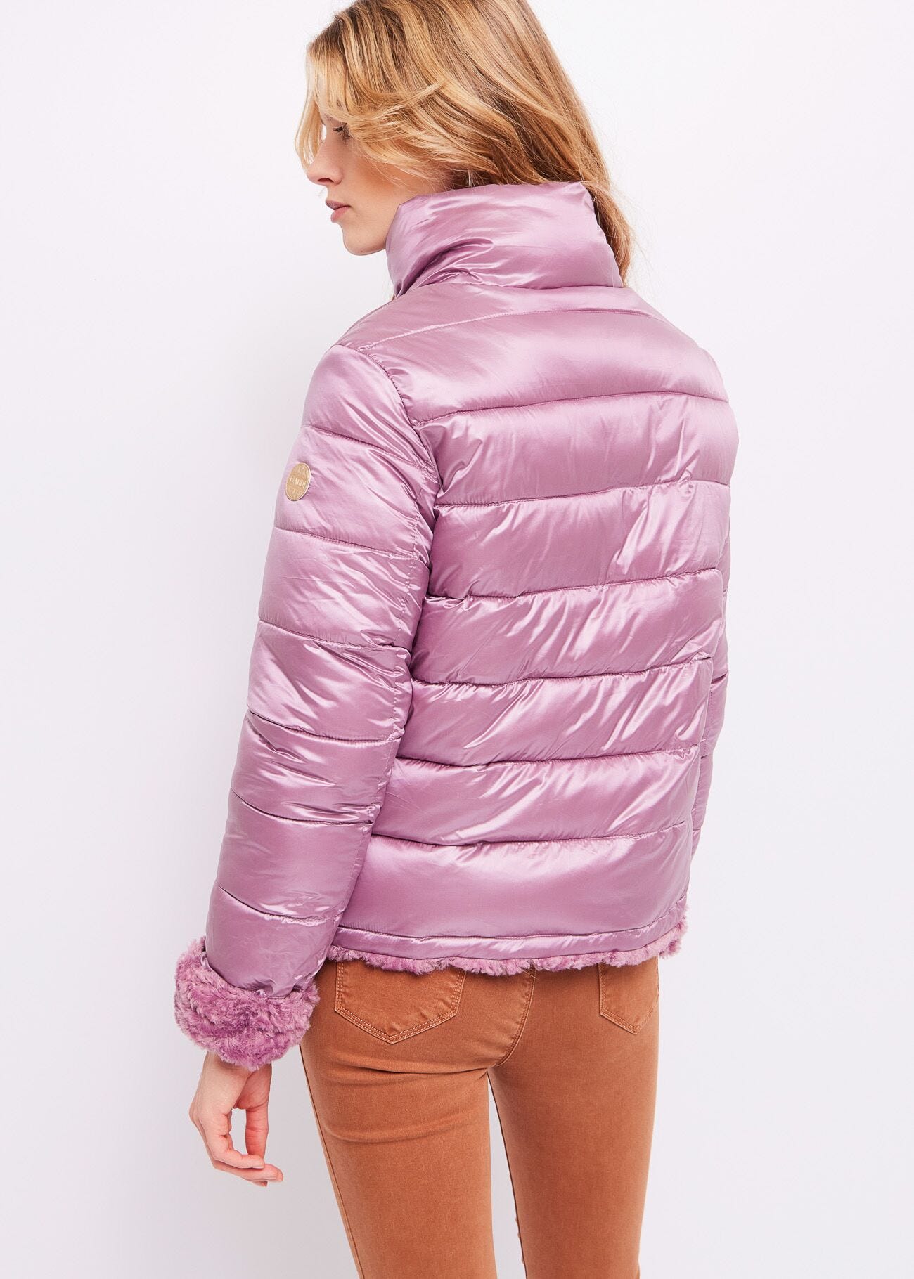 Reversible down jacket