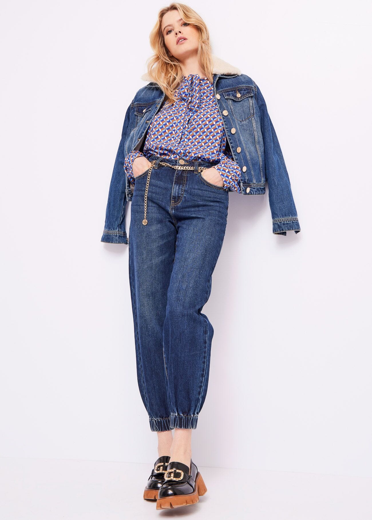 Camicia con stampa geometrica