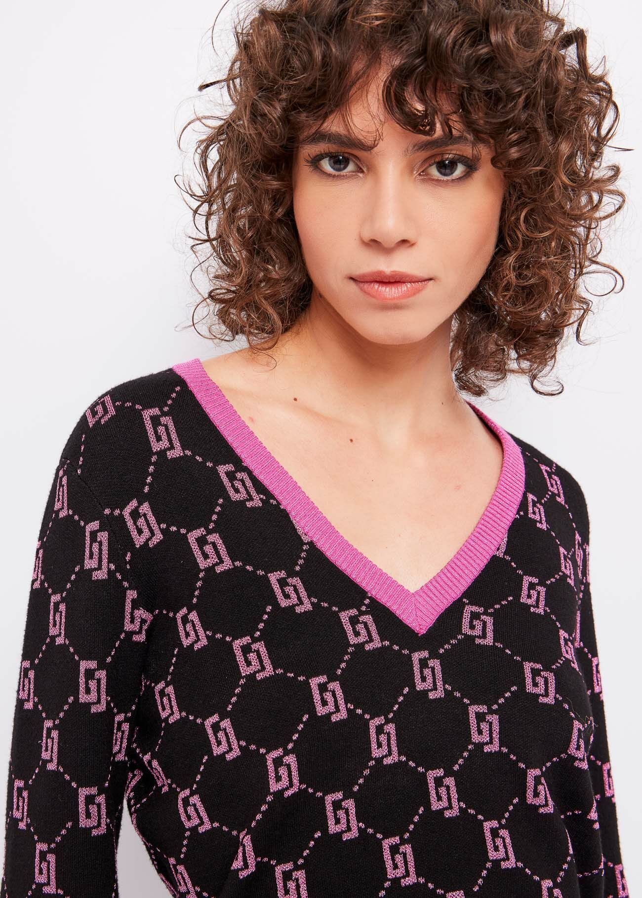 Maglia a V con logo jacquard
