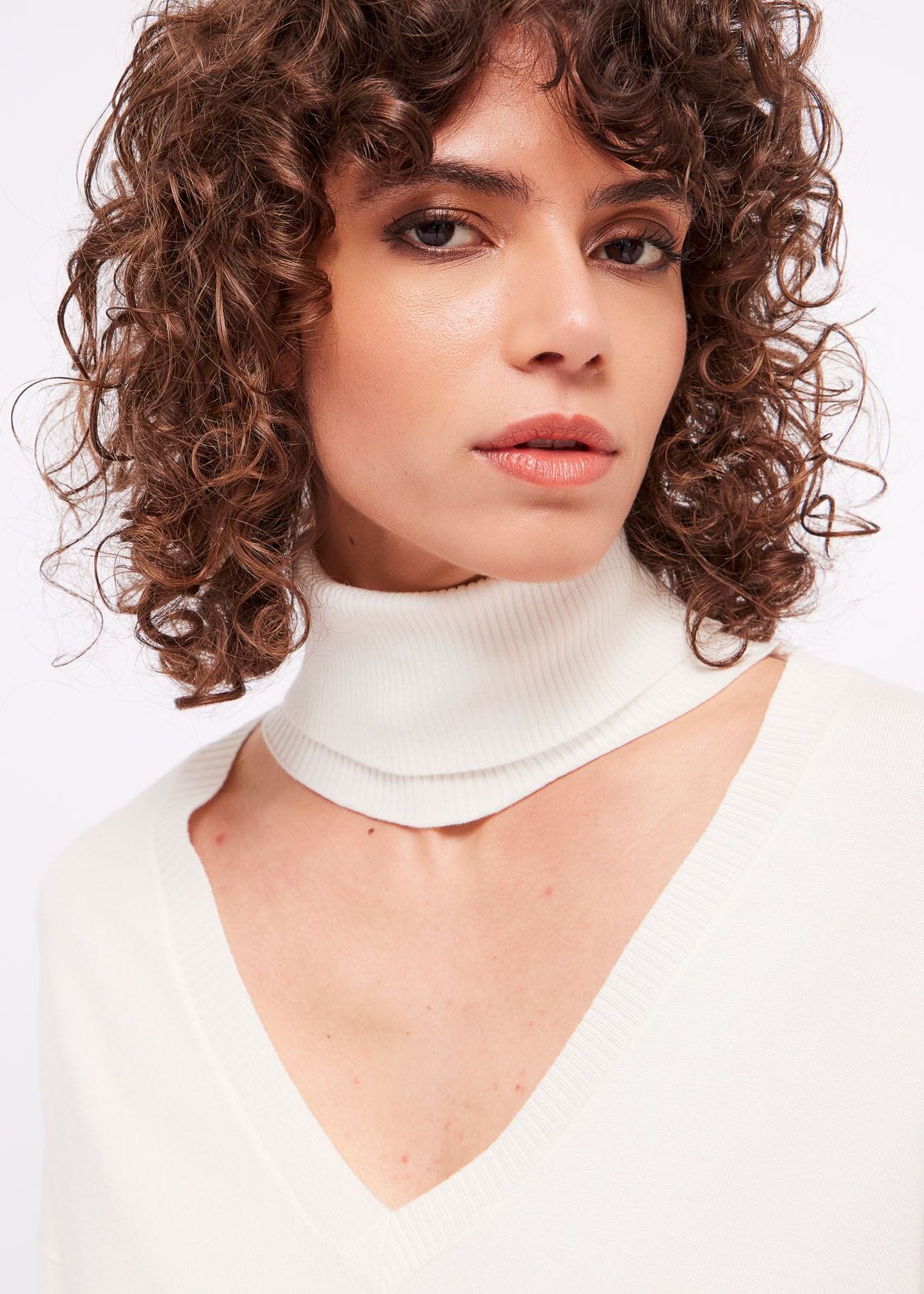 Pull col roulé