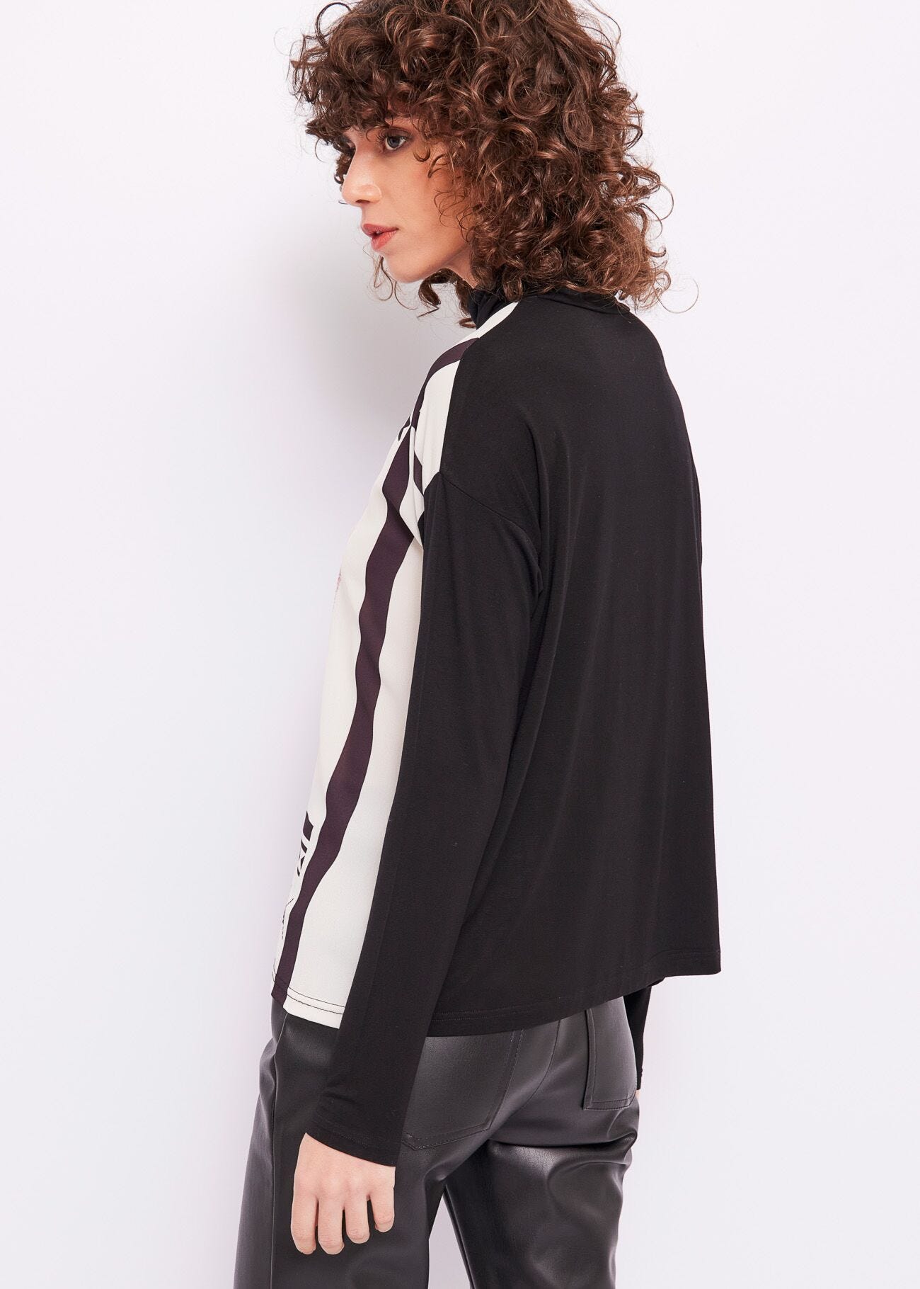 High-neck T-shirt with print