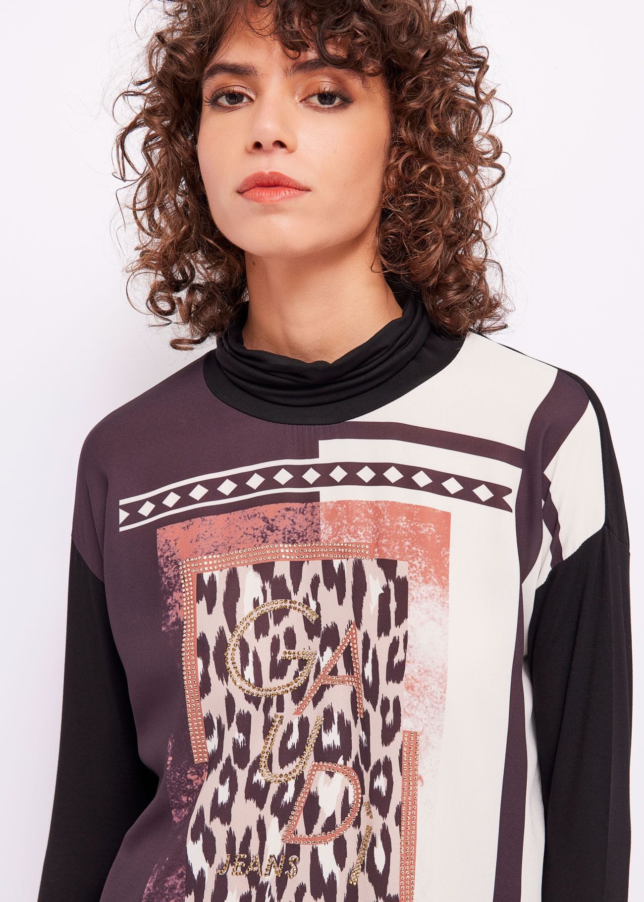 High-neck T-shirt with print