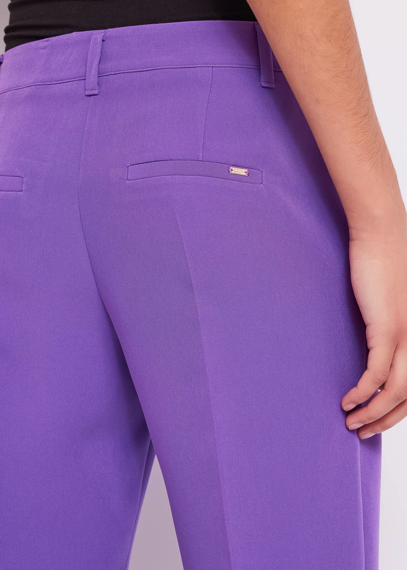 Stretch trousers