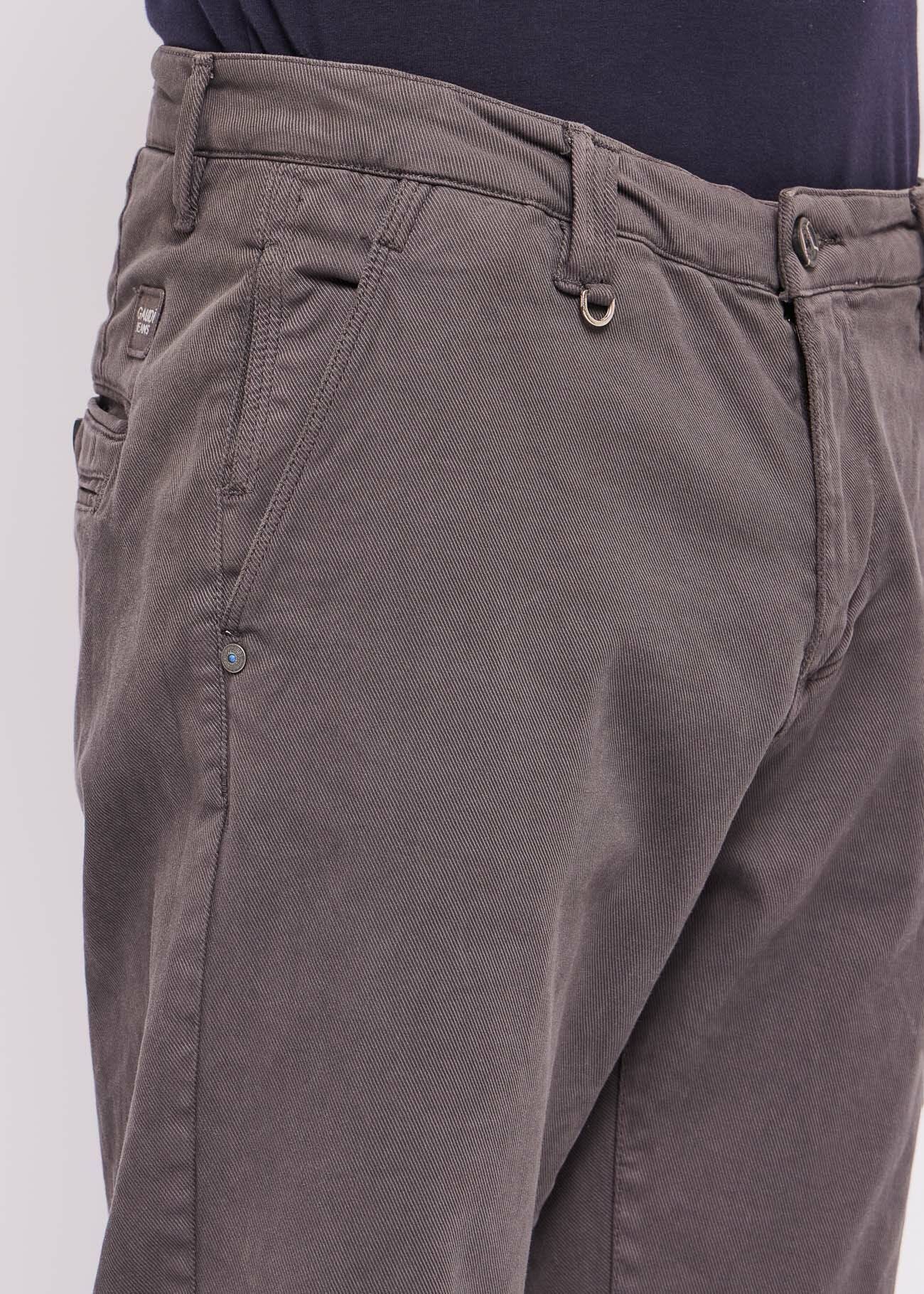 Pantaloni in twill