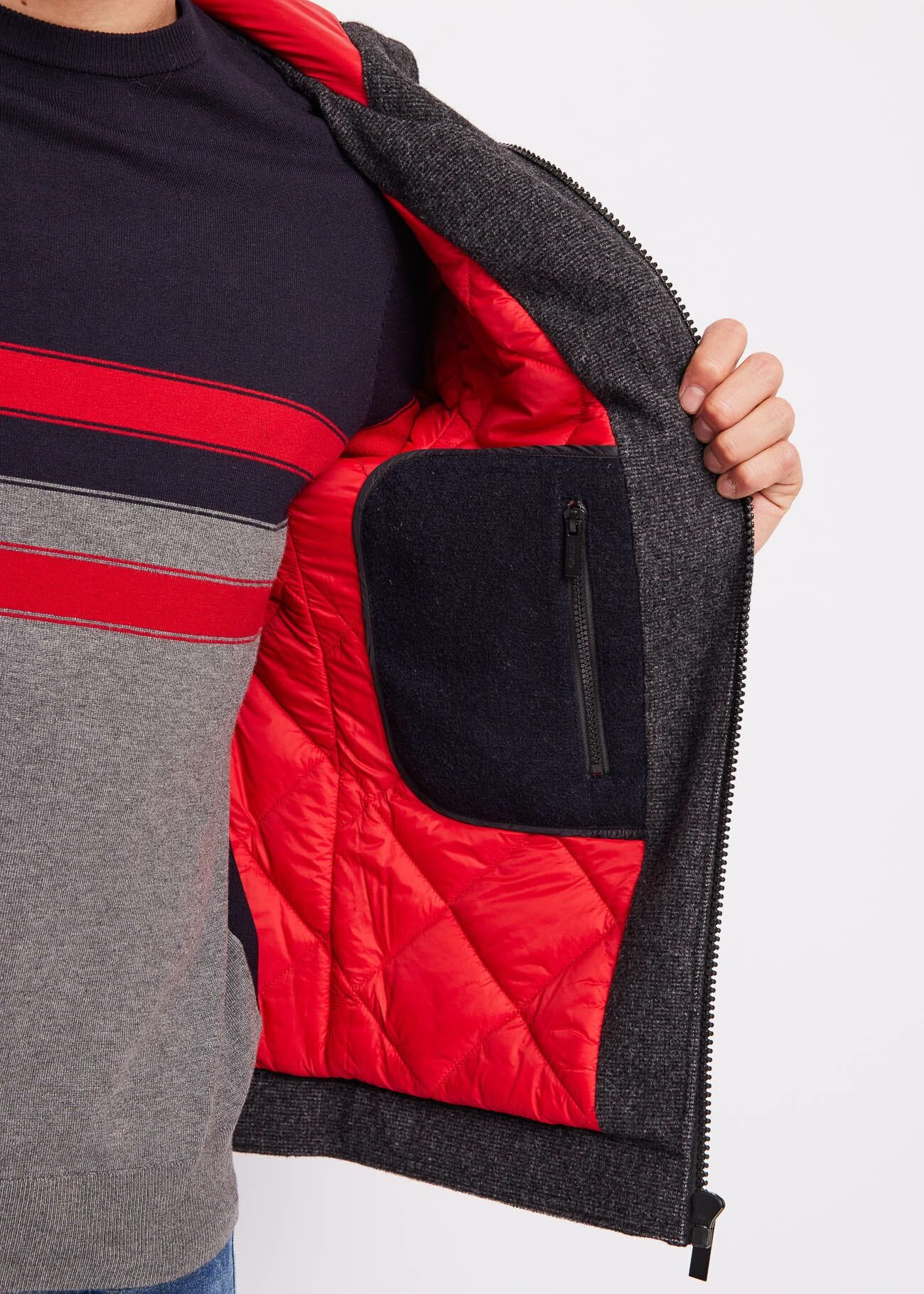 Hooded jacket