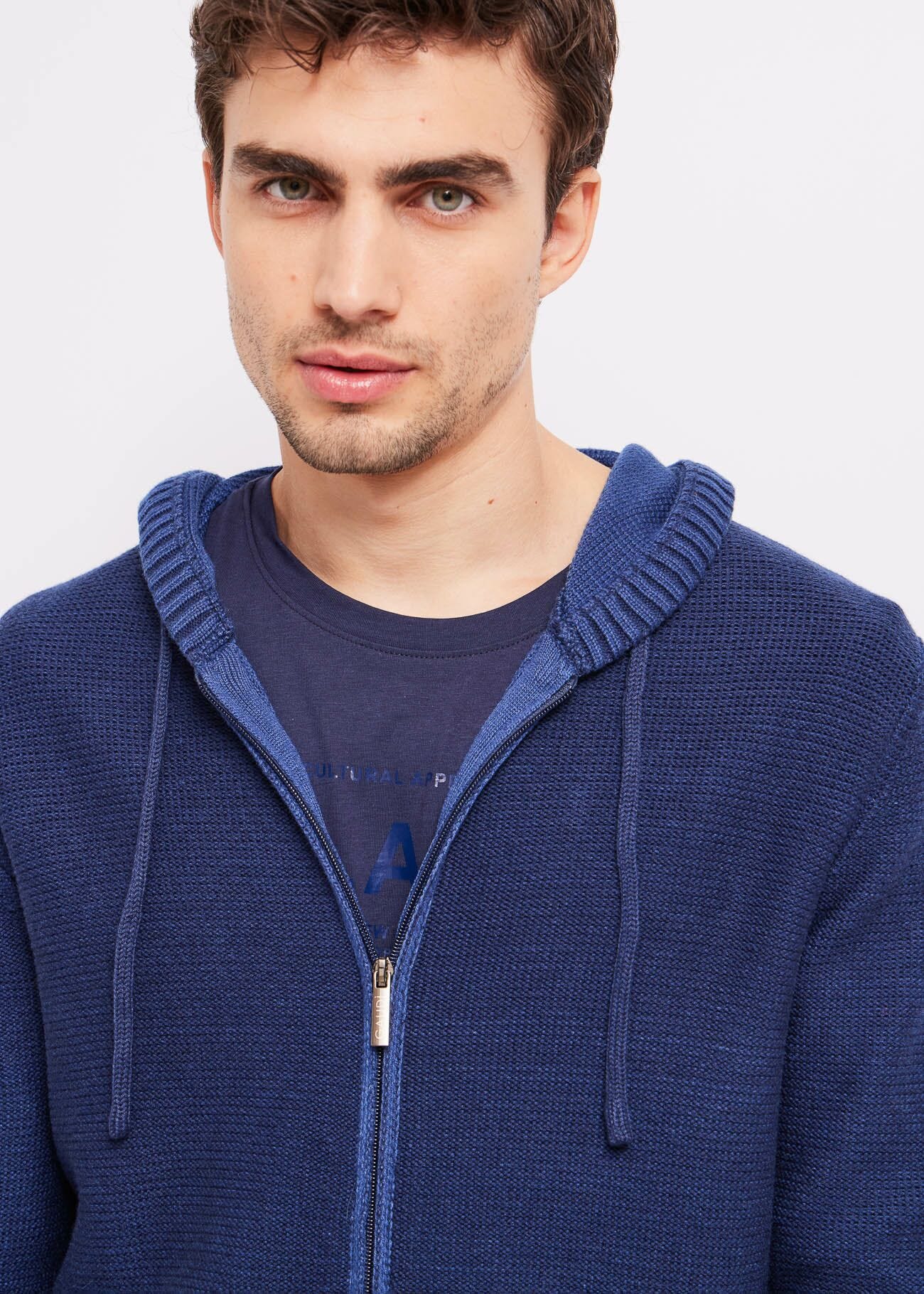 Hooded cardigan with zip