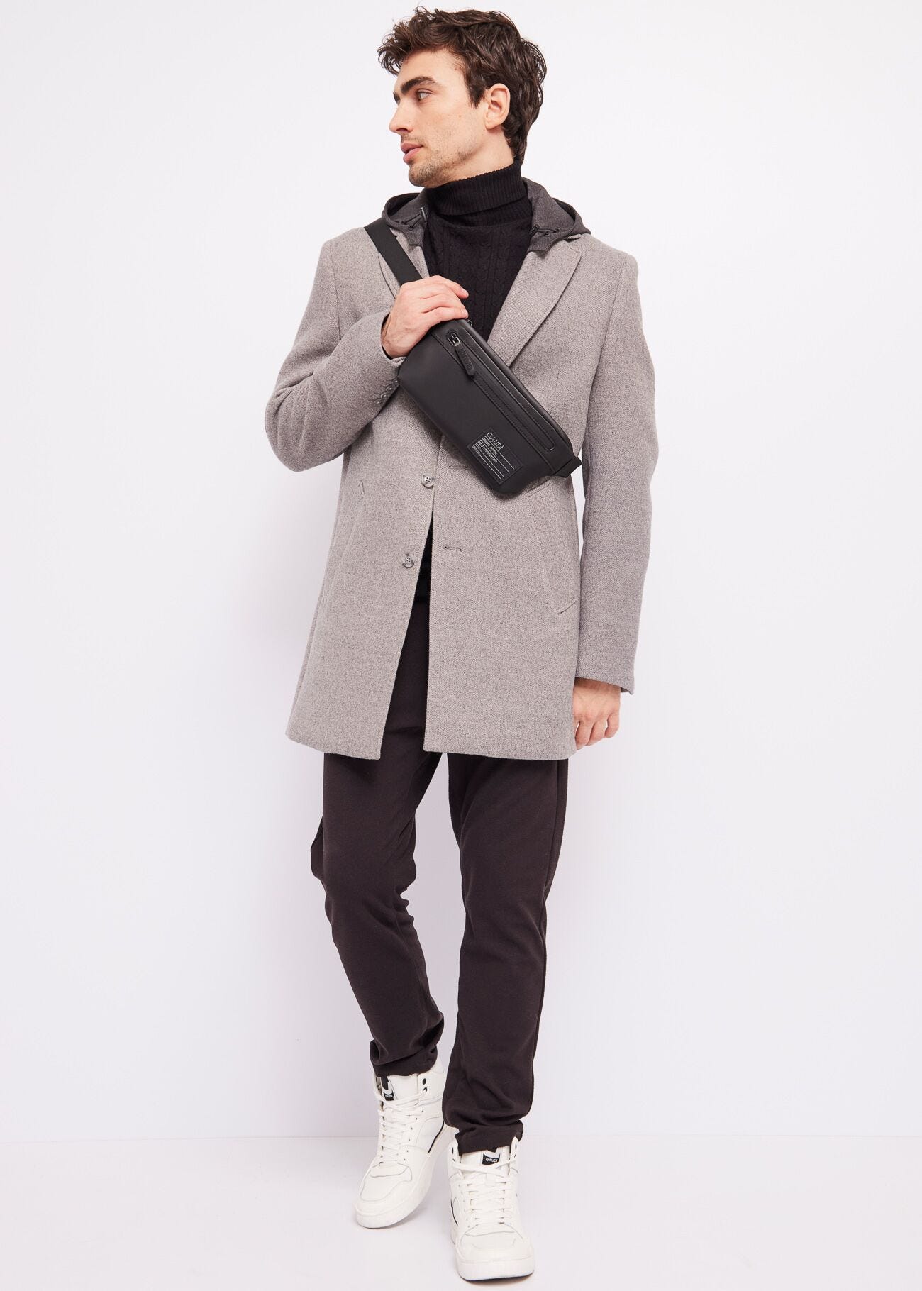 Maglione a collo alto