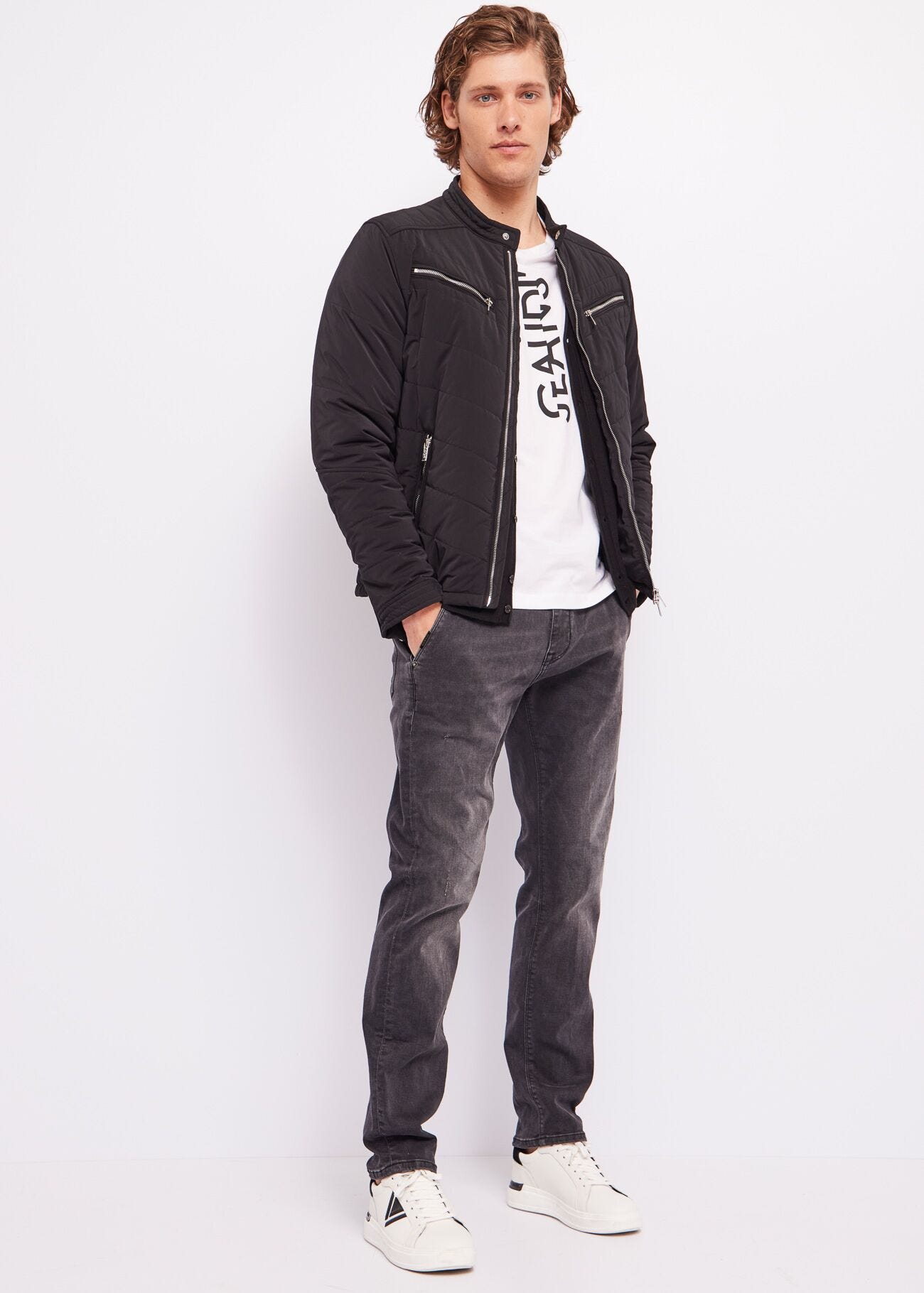 T-shirt in jersey con logo
