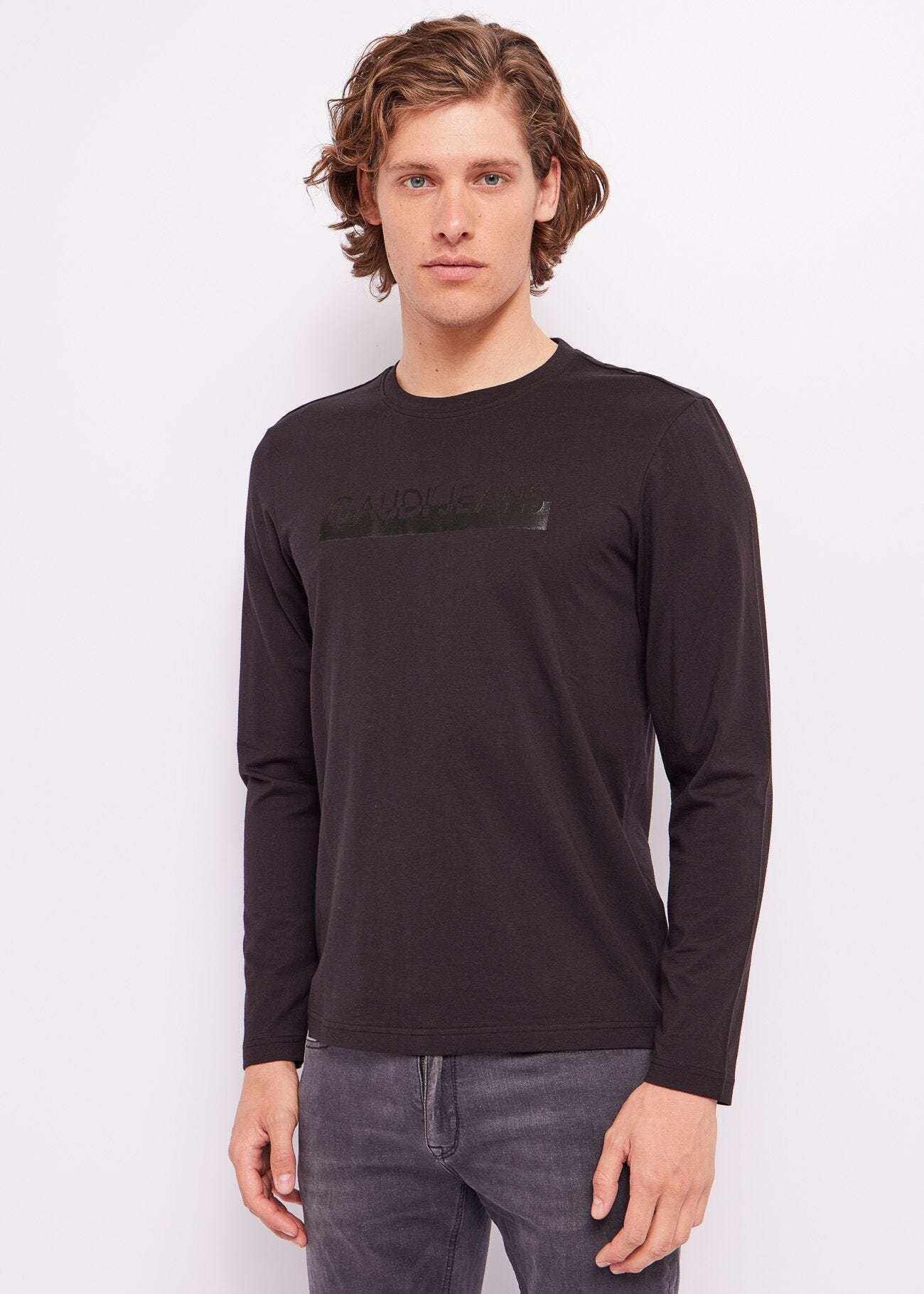 Long-sleeved T-shirt with logo