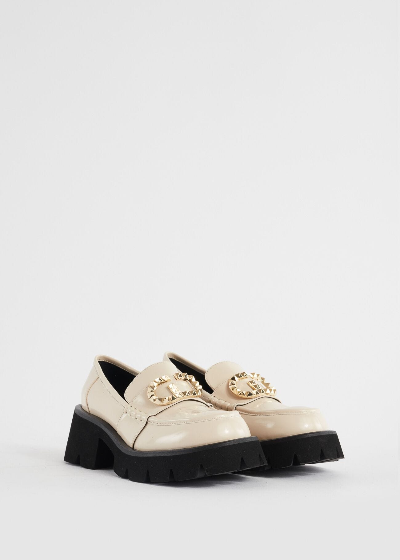 Loafers with logo