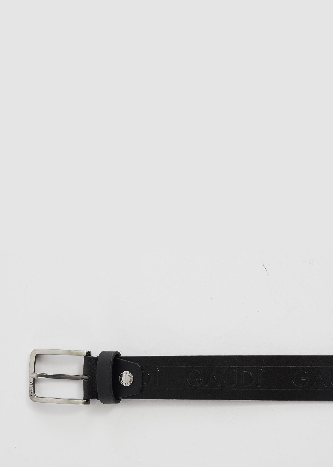 Leather belt with logo