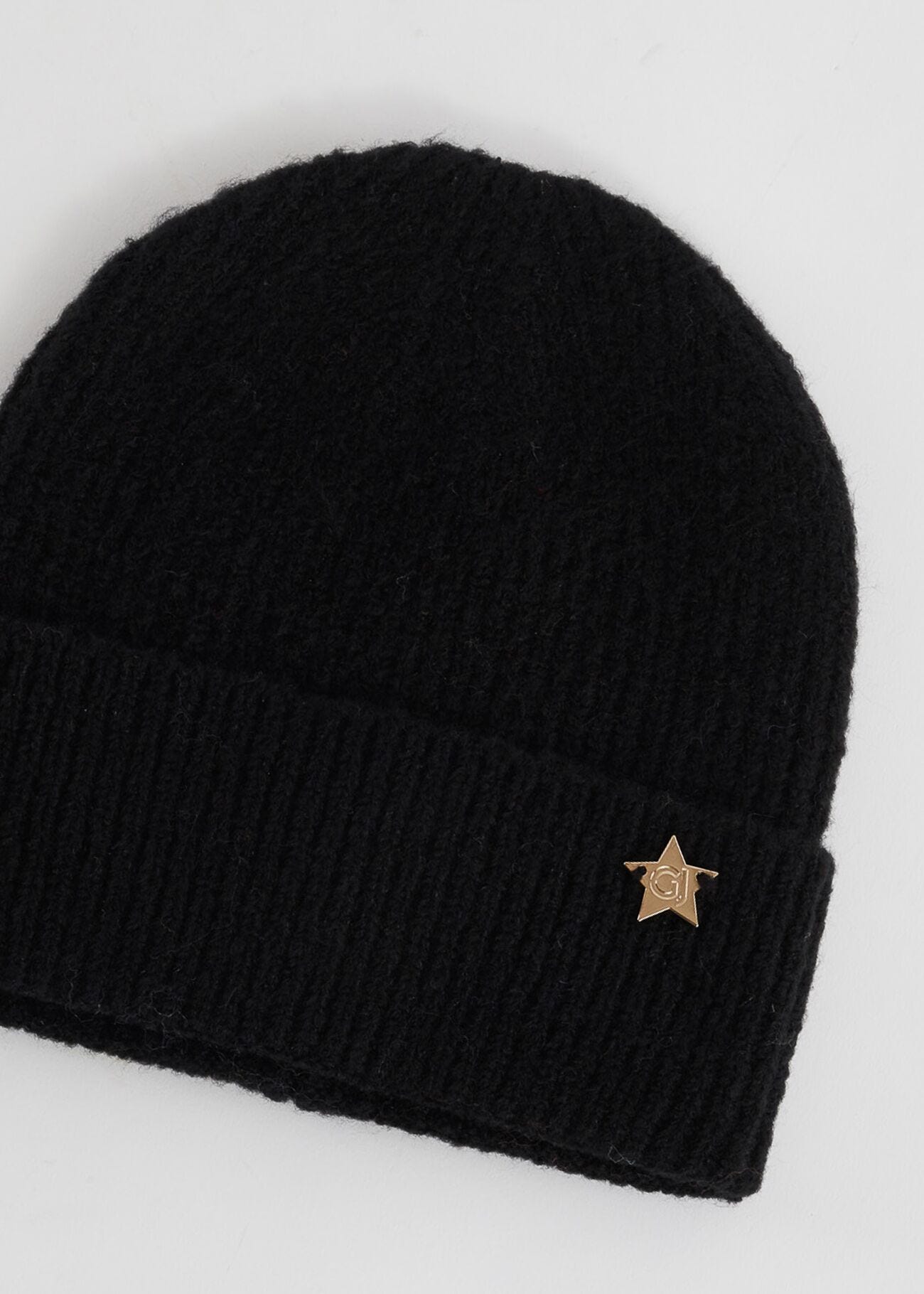 Ribbed beanie hat