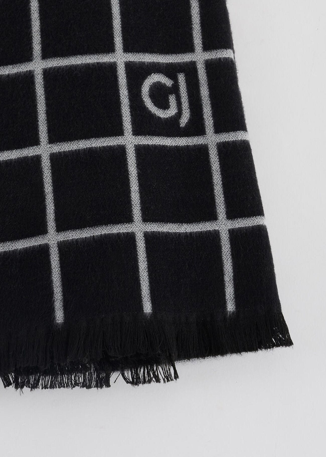 Checked scarf with logo