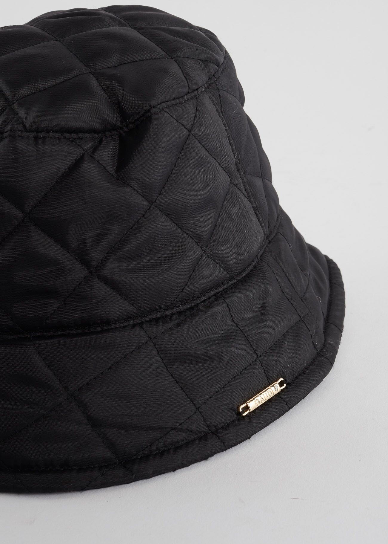 Quilted bucket hat