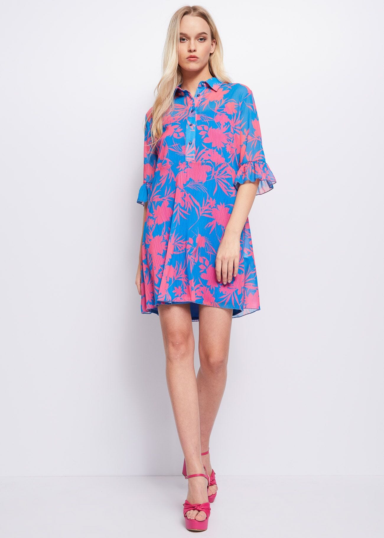 Dress with tropical print