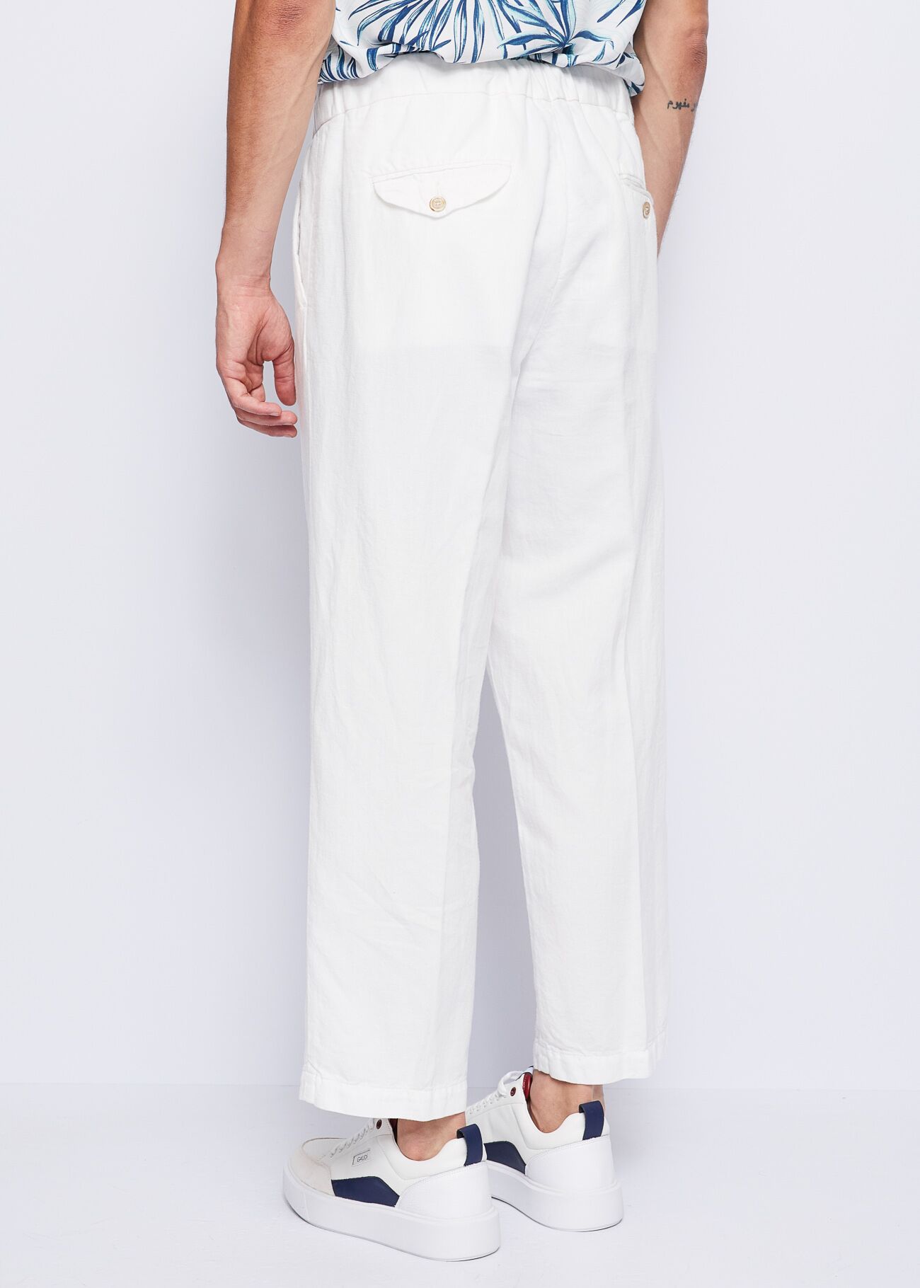 Pantaloni cropped con coulisse