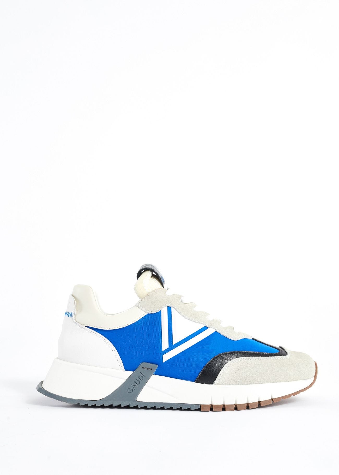 Leather and suede running trainers