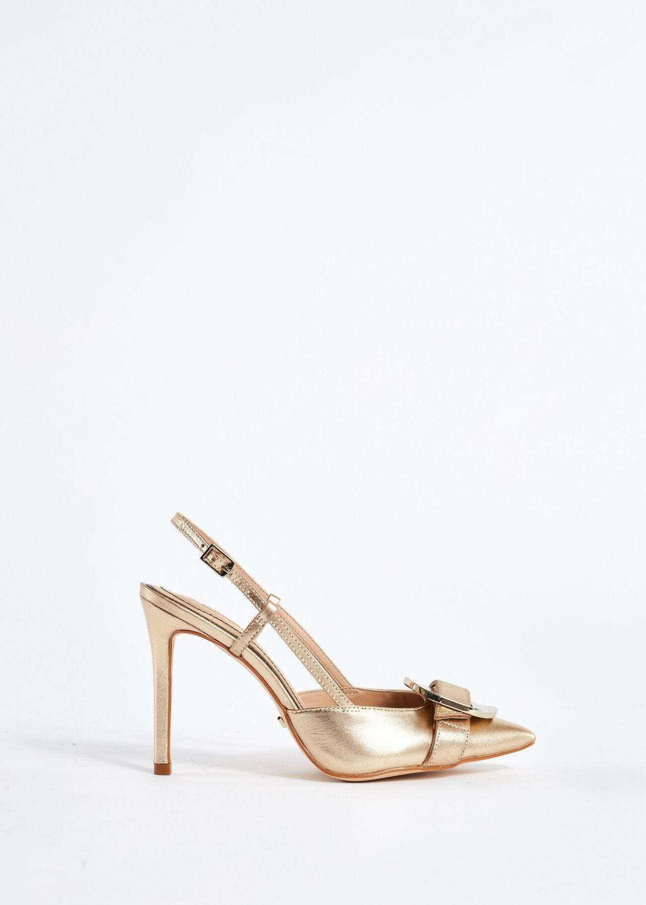 Slingback in nappa laminata con fibbia