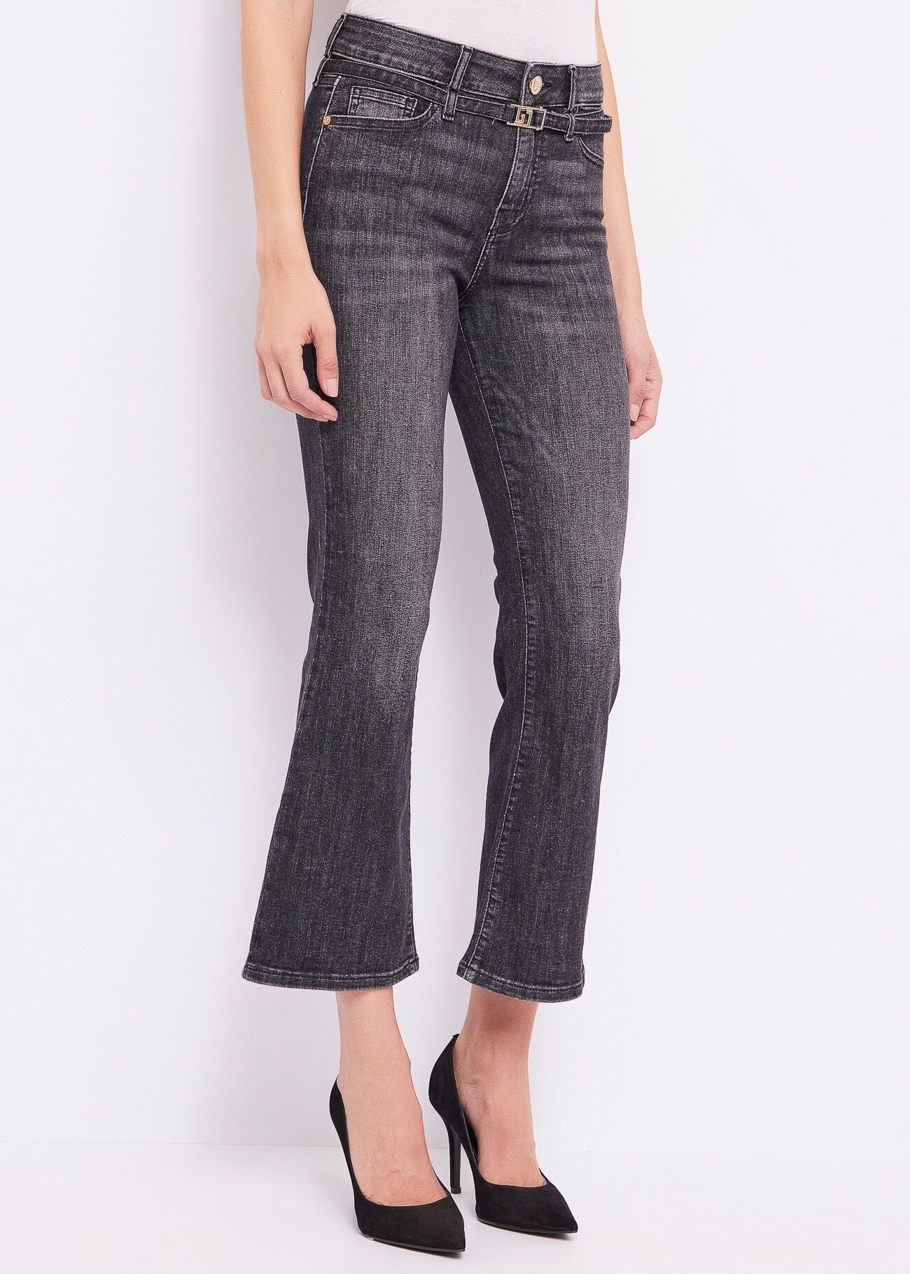 Jeans flare in cotone con cintura