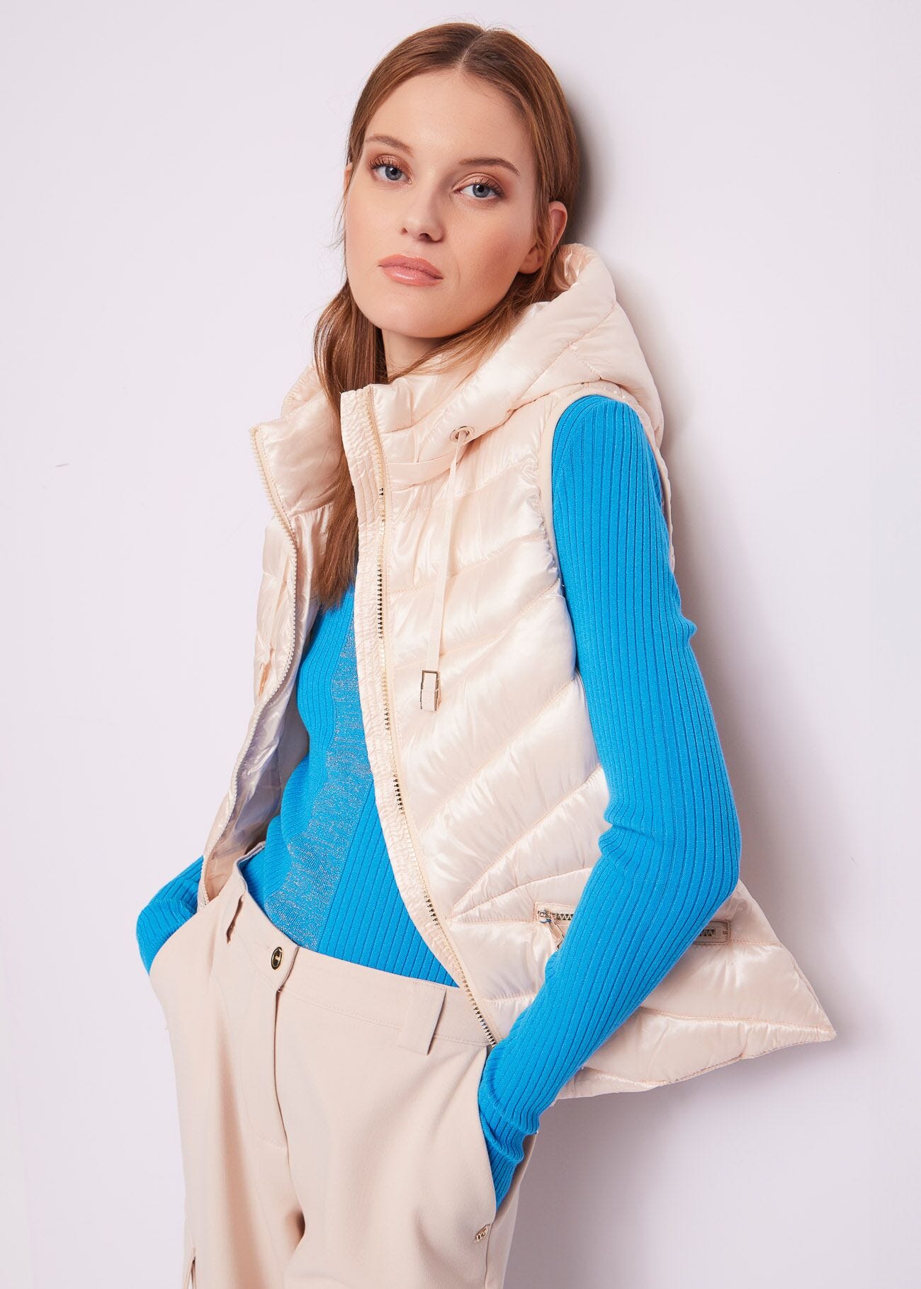 Padded gilet in shiny nylon