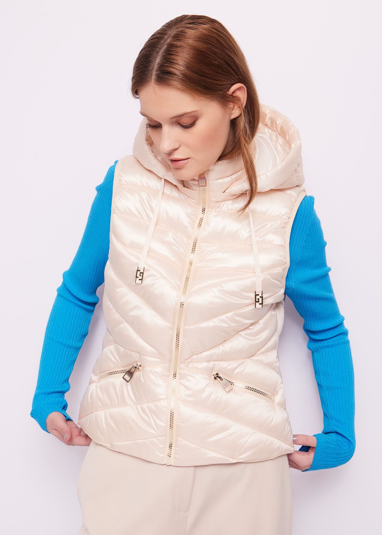 Padded gilet in shiny nylon