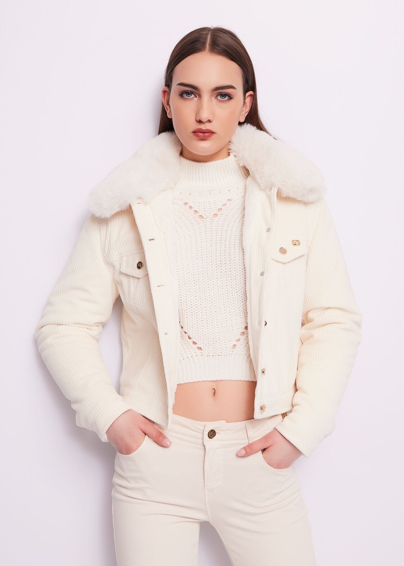 Velvet jacket with fur