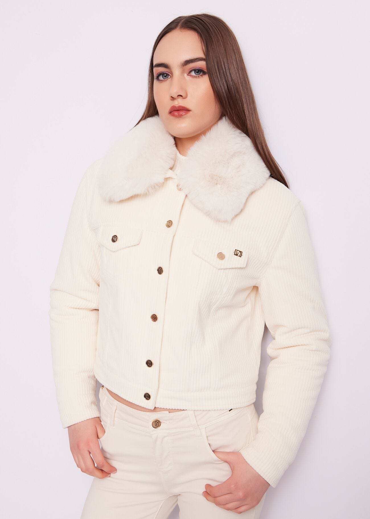 Velvet jacket with fur