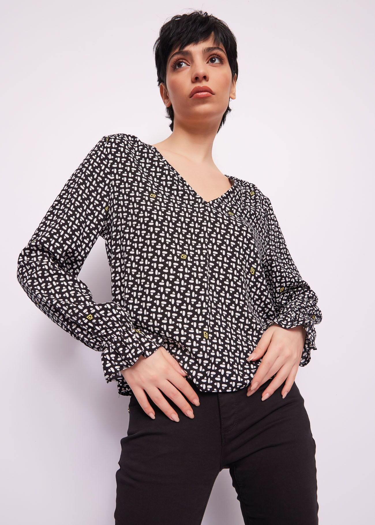 Blouse with heart print