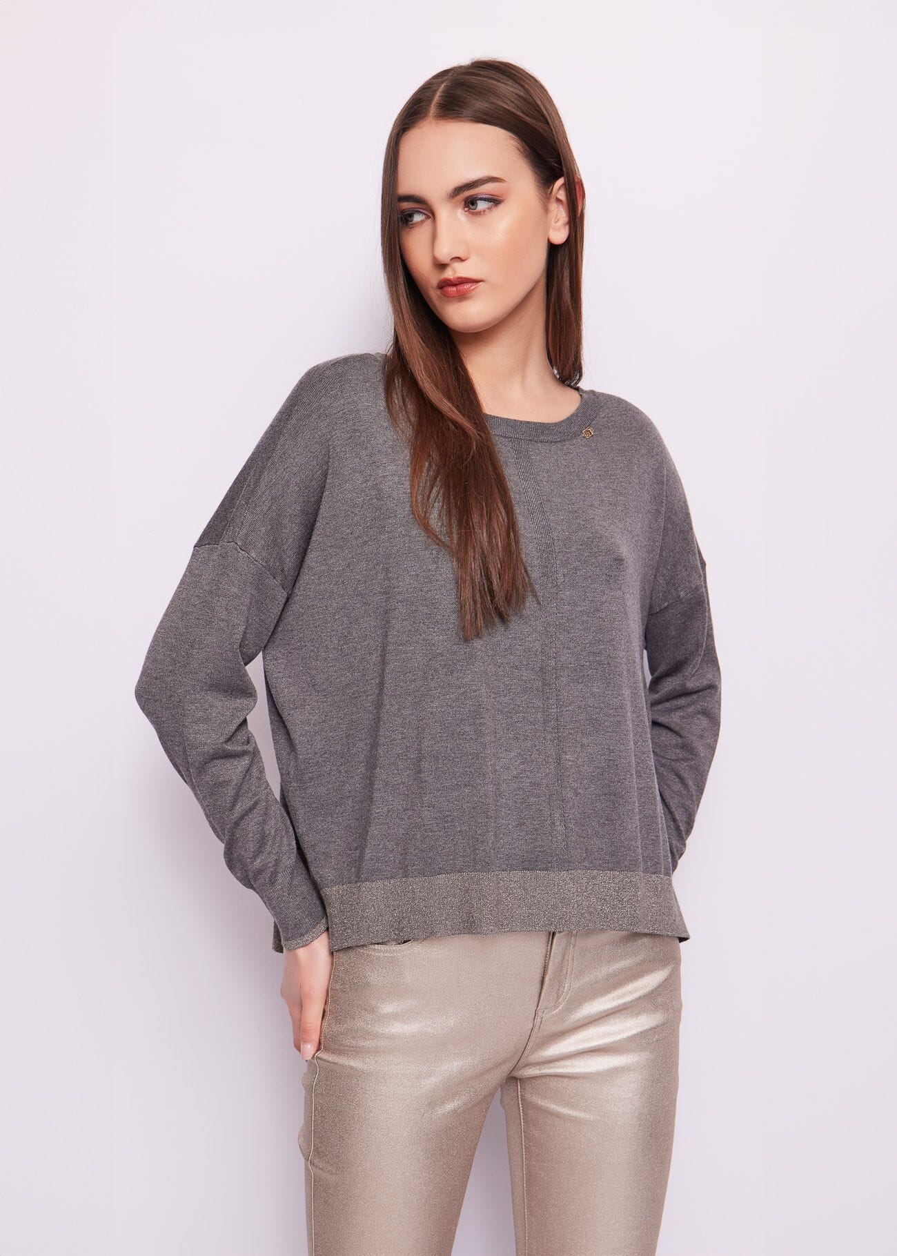 Maglia in filato grigio