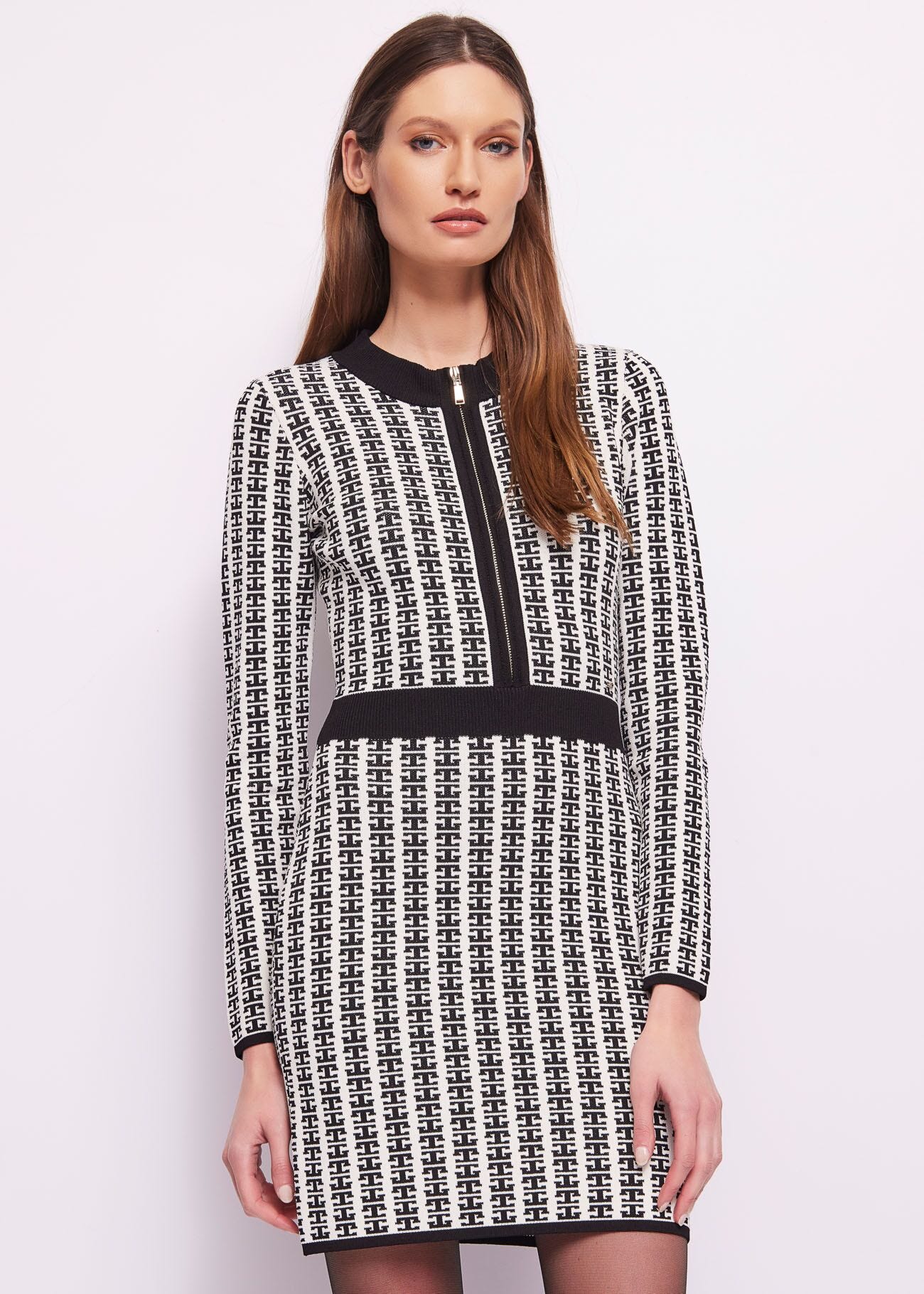 Robe en maille jacquard avec fermeture éclair