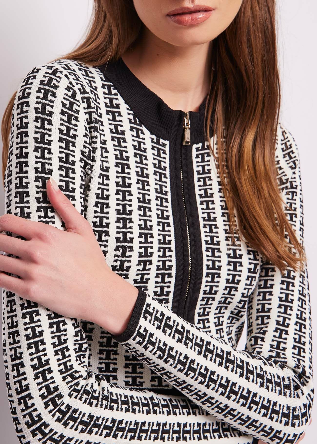 Robe en maille jacquard avec fermeture éclair