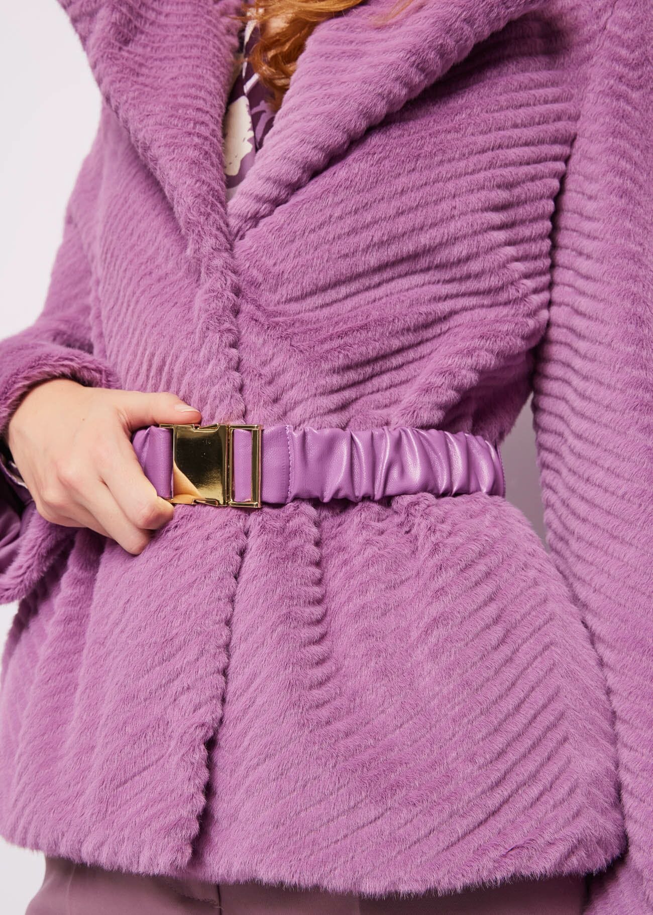 Blazer violet en fourrure synthétique