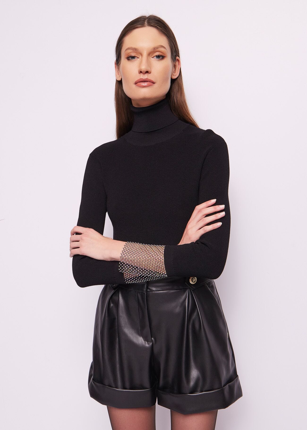 Maglia dolcevita con rete e strass