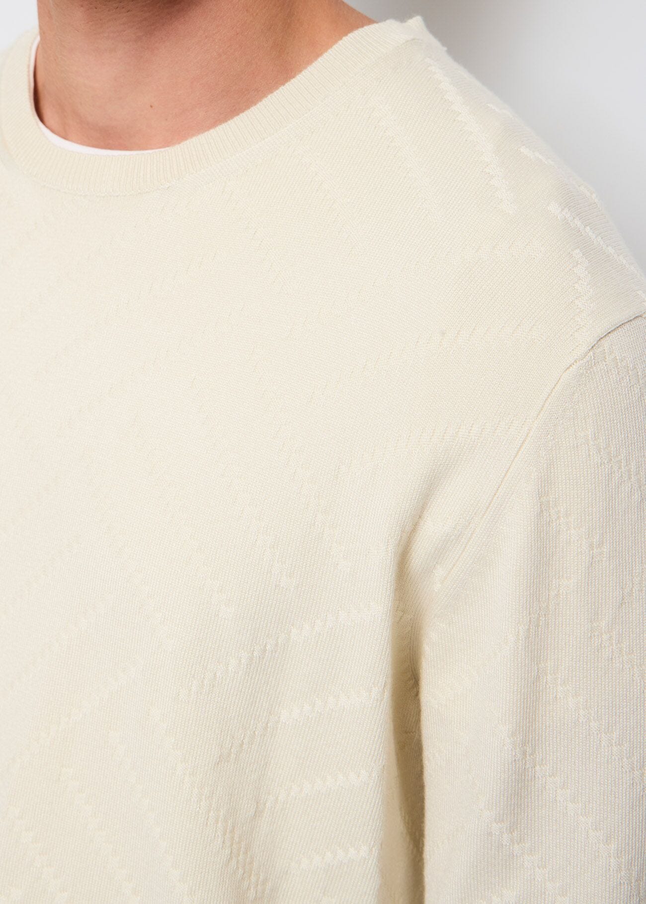 Jersey blanco de cuello redondo