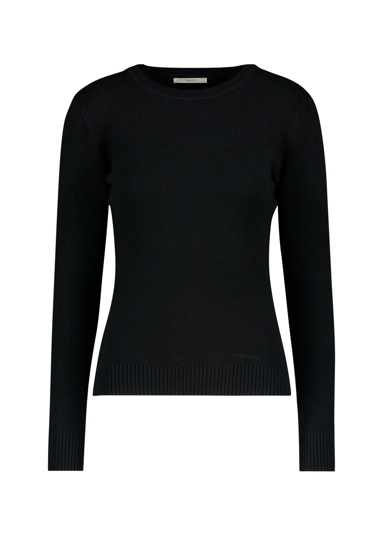 Long-sleeved neckline shirt