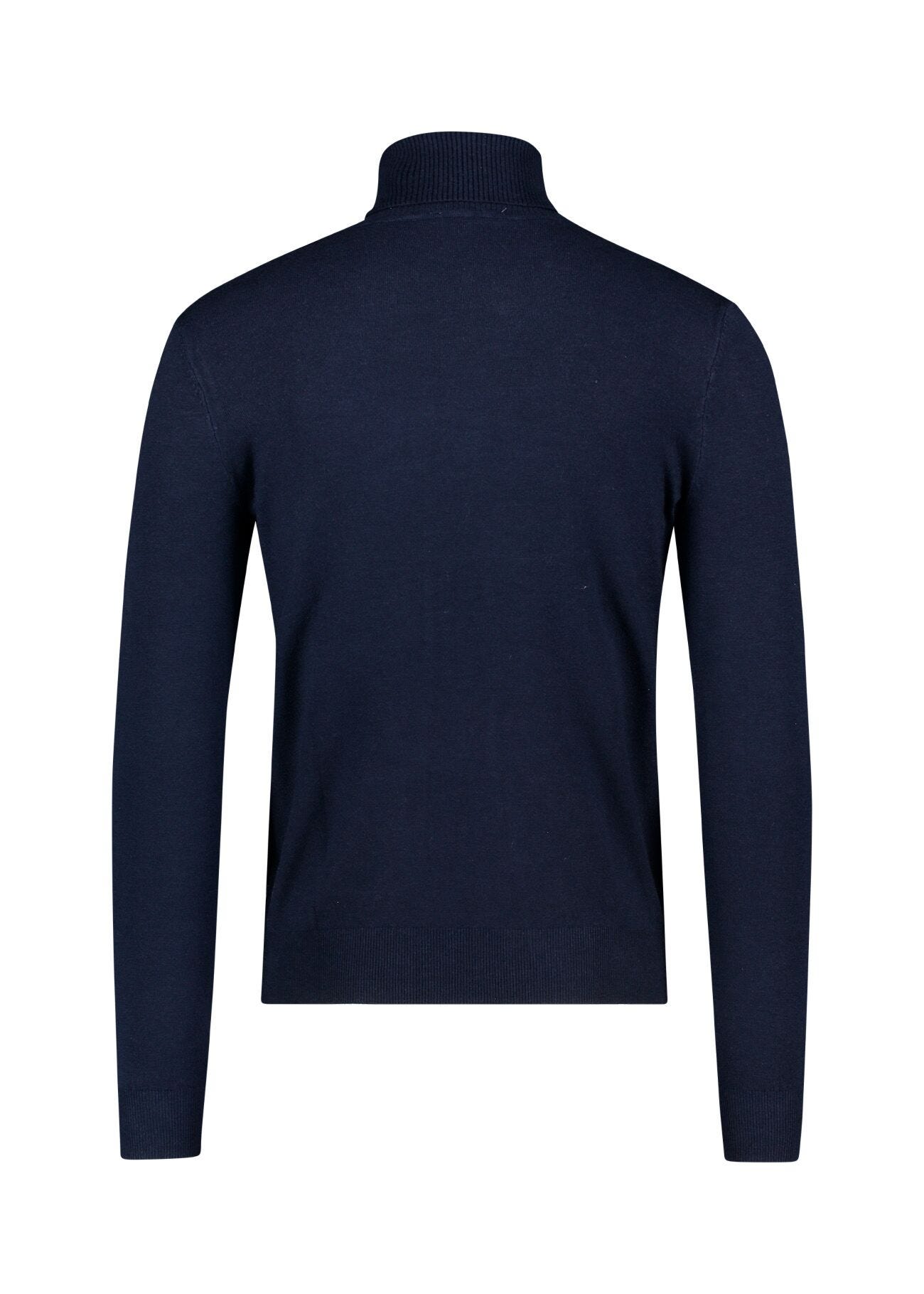 Turtle neck jumper