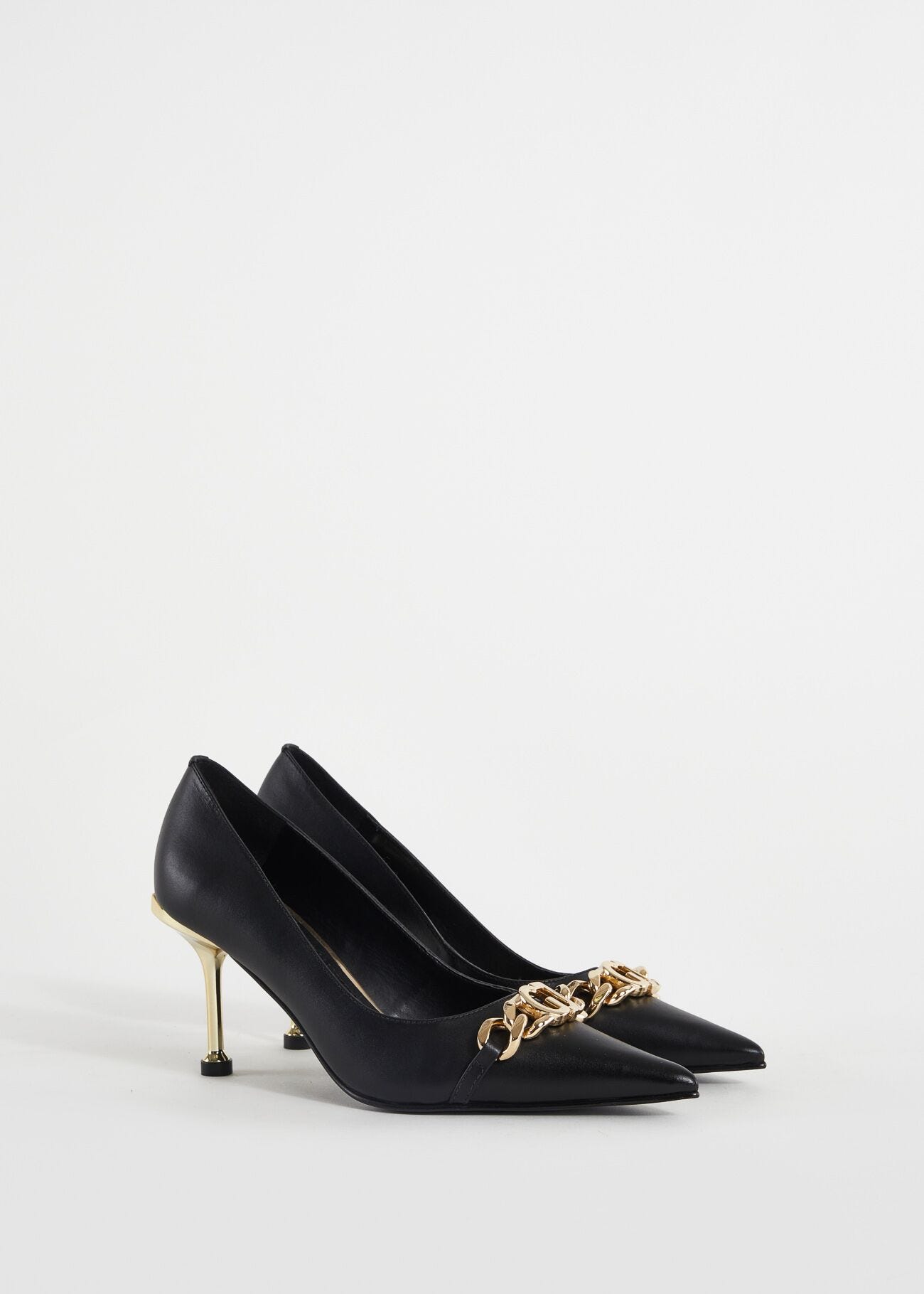 Décolleté in pelle con catena