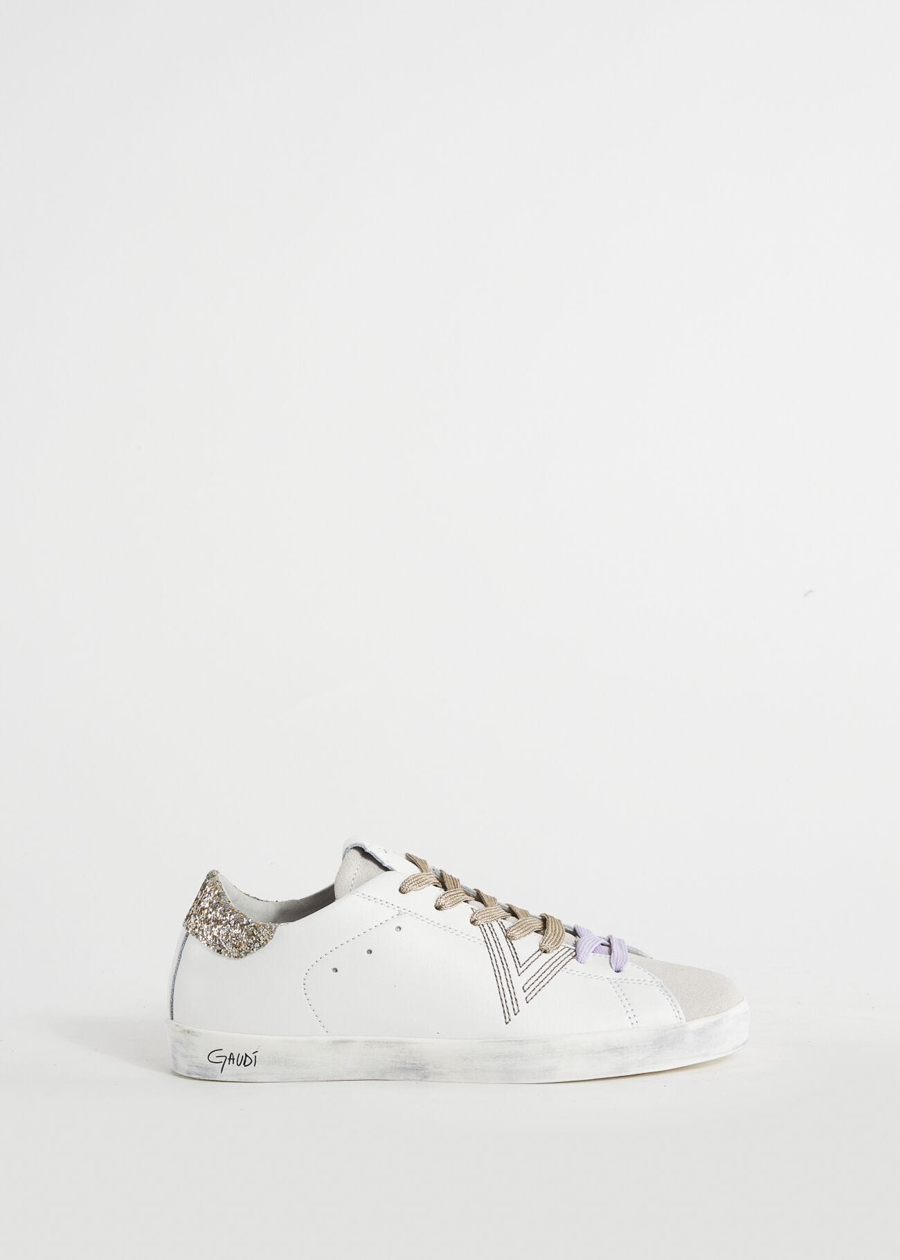 Baskets en cuir