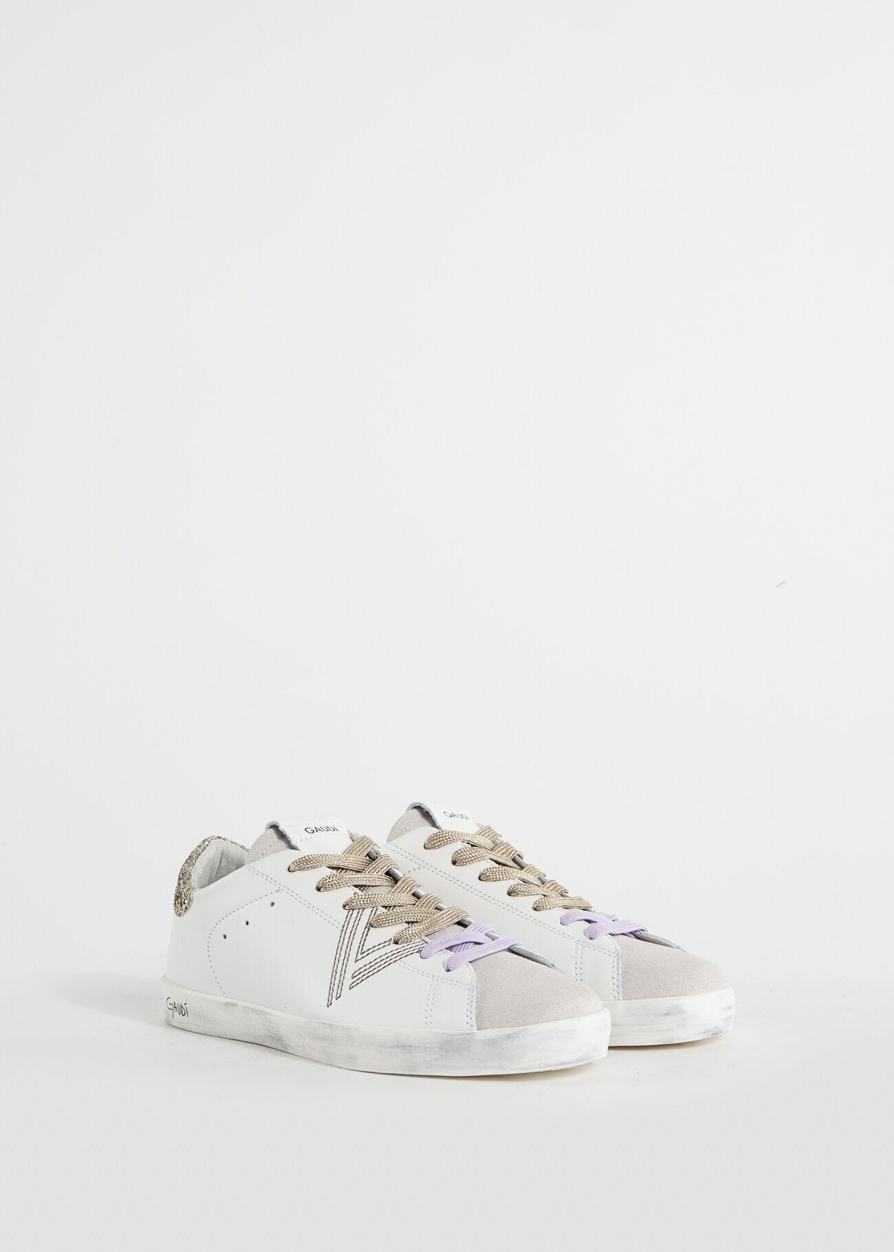 Baskets en cuir