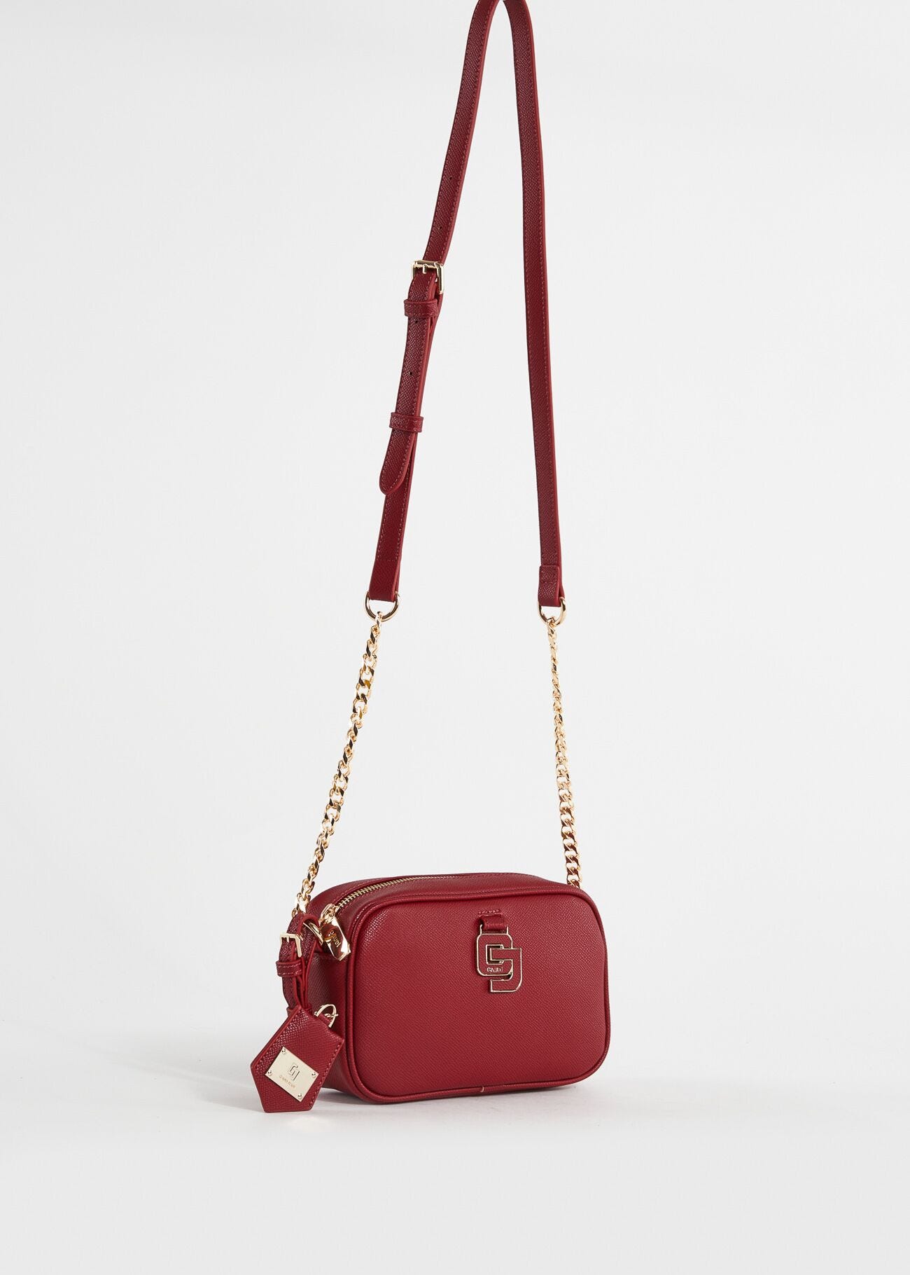 Bolso cruzado rojo con colgante