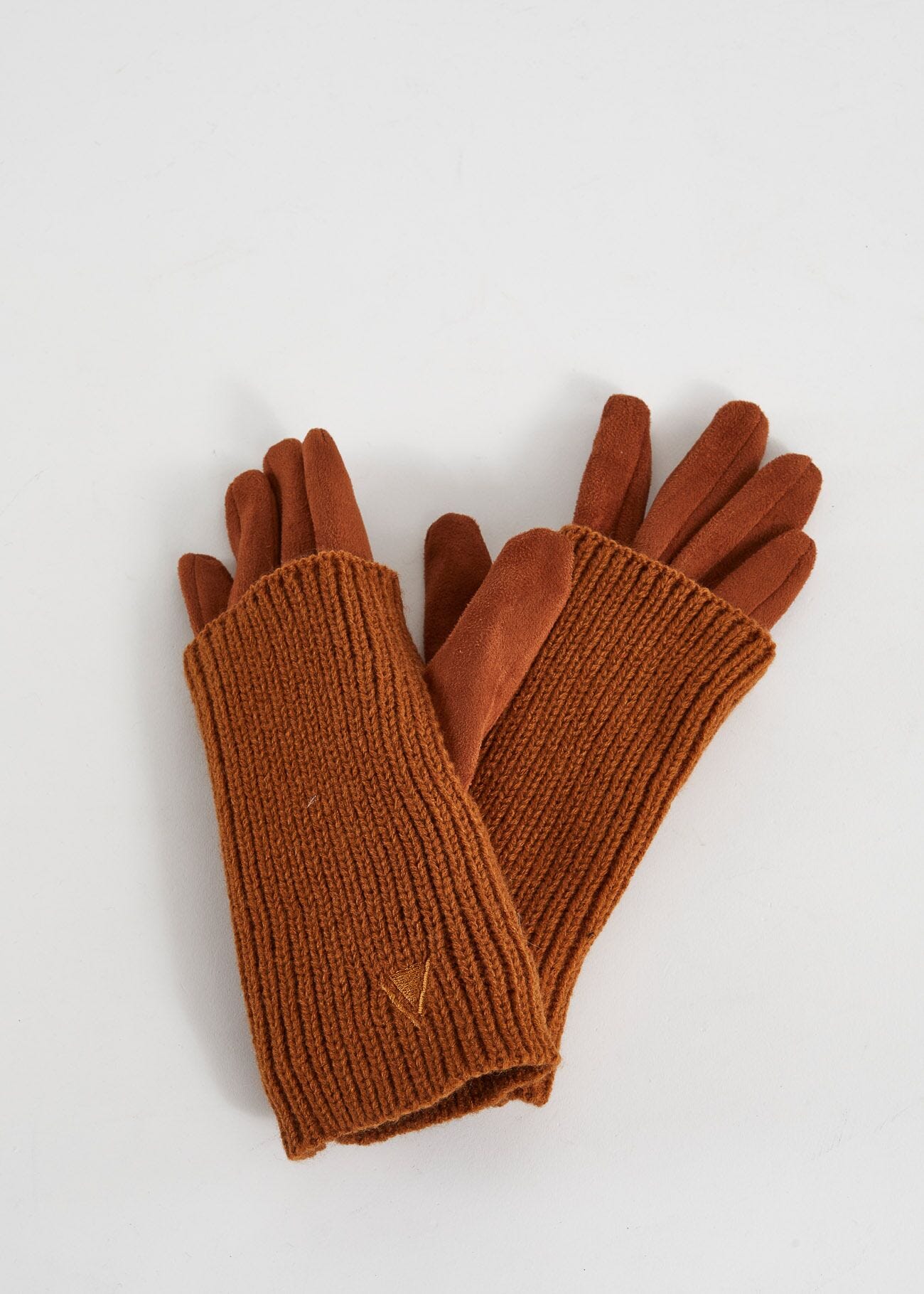 Guantes marrones con mangas