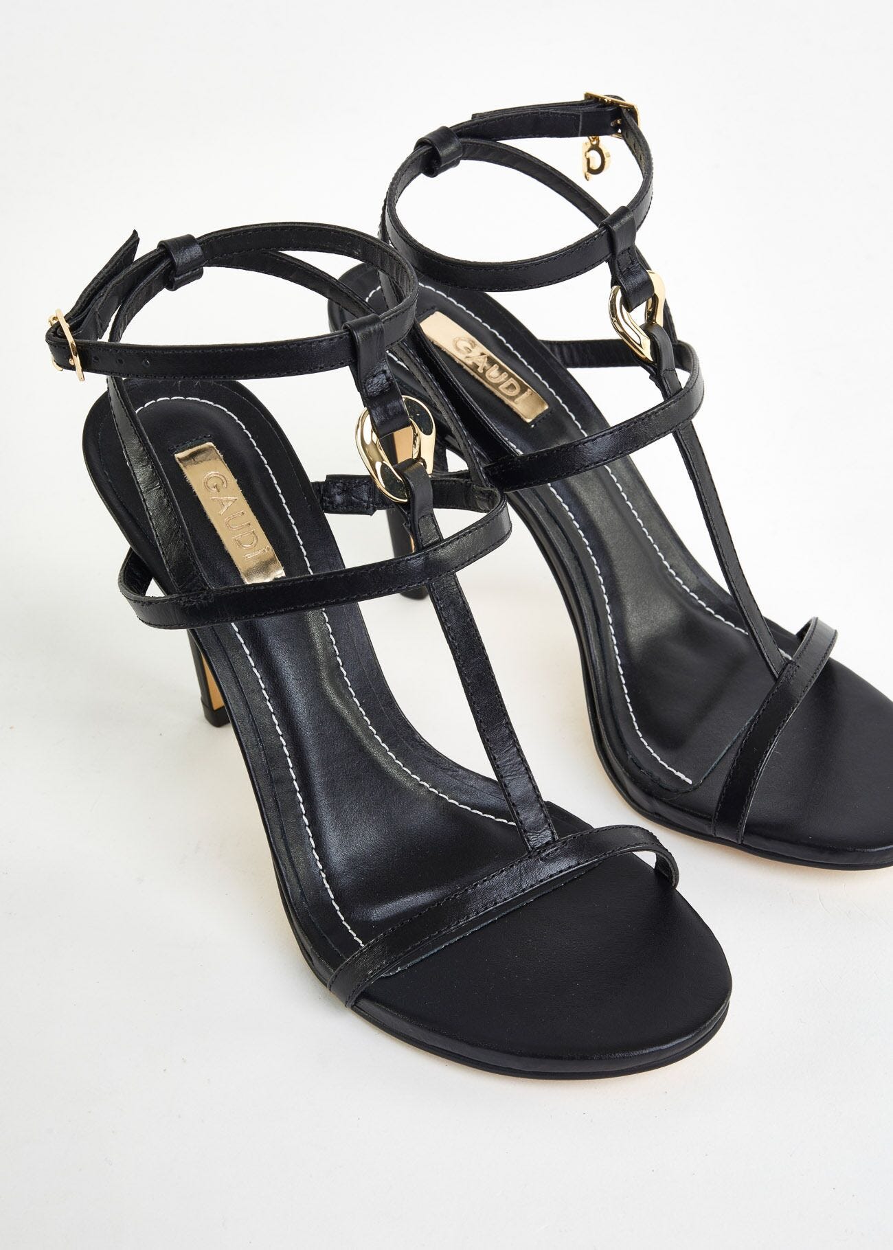 Sandali in pelle