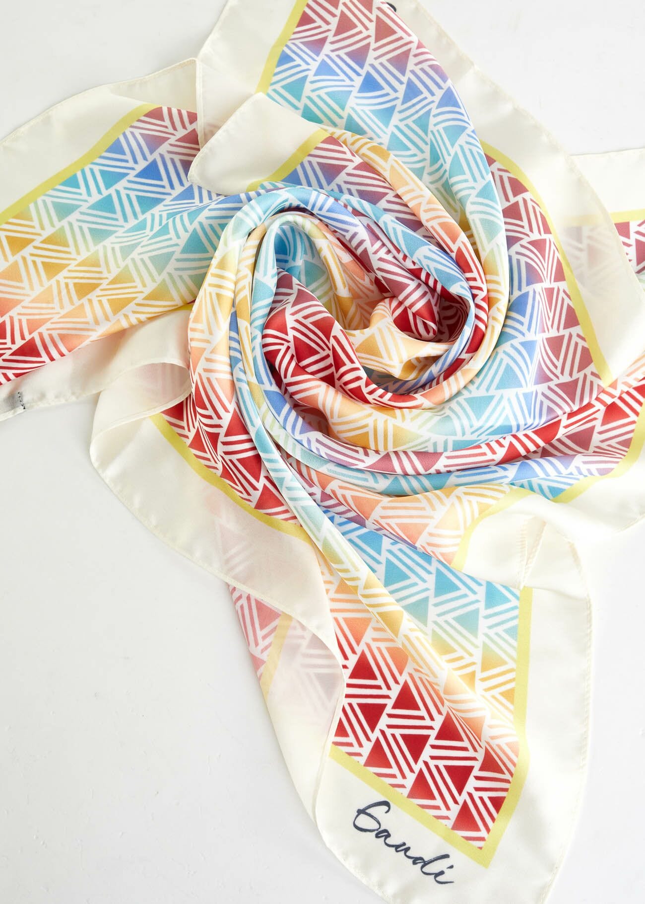 Foulard con stampa multicolor