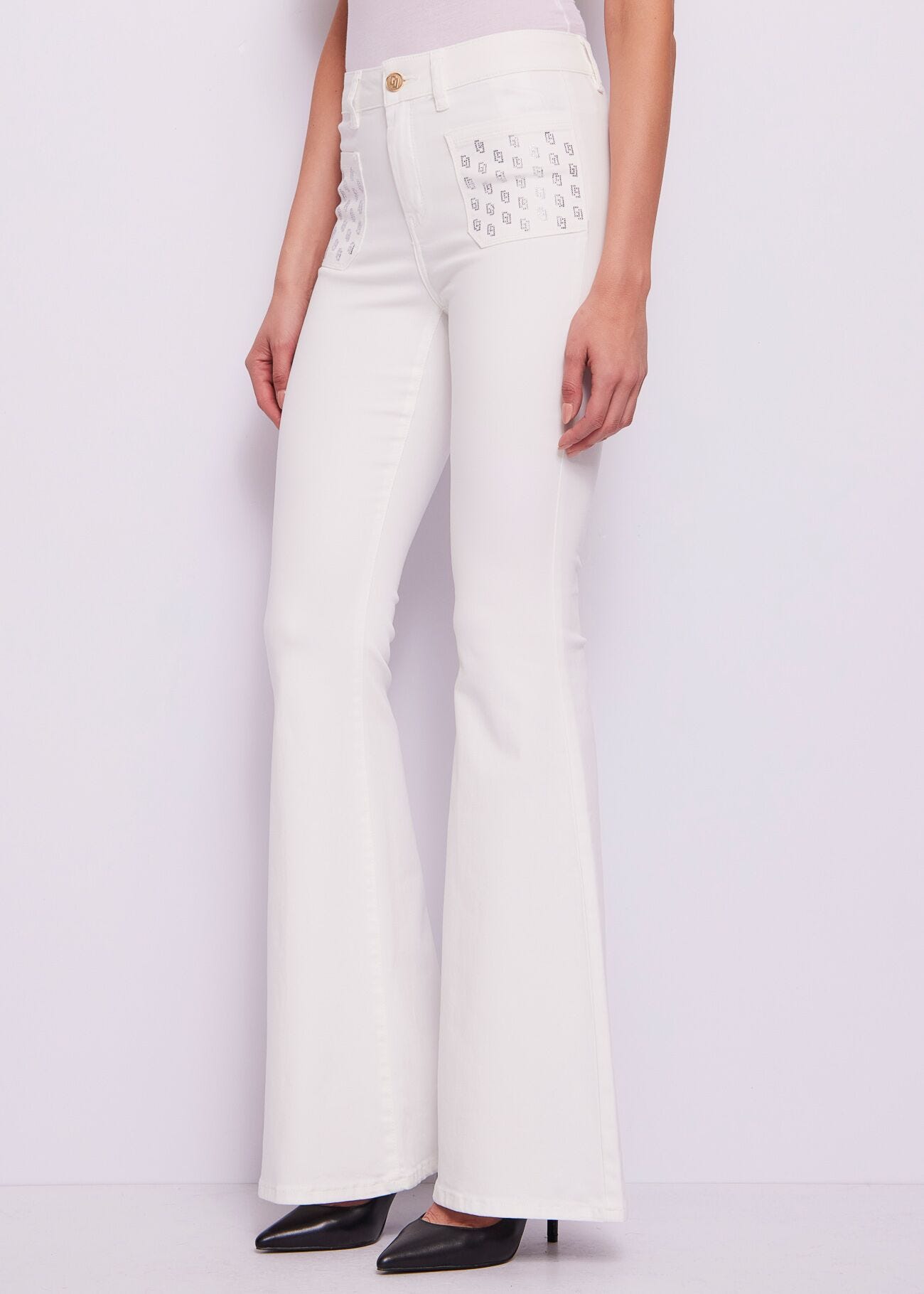 Pantaloni da donna flare con tasche